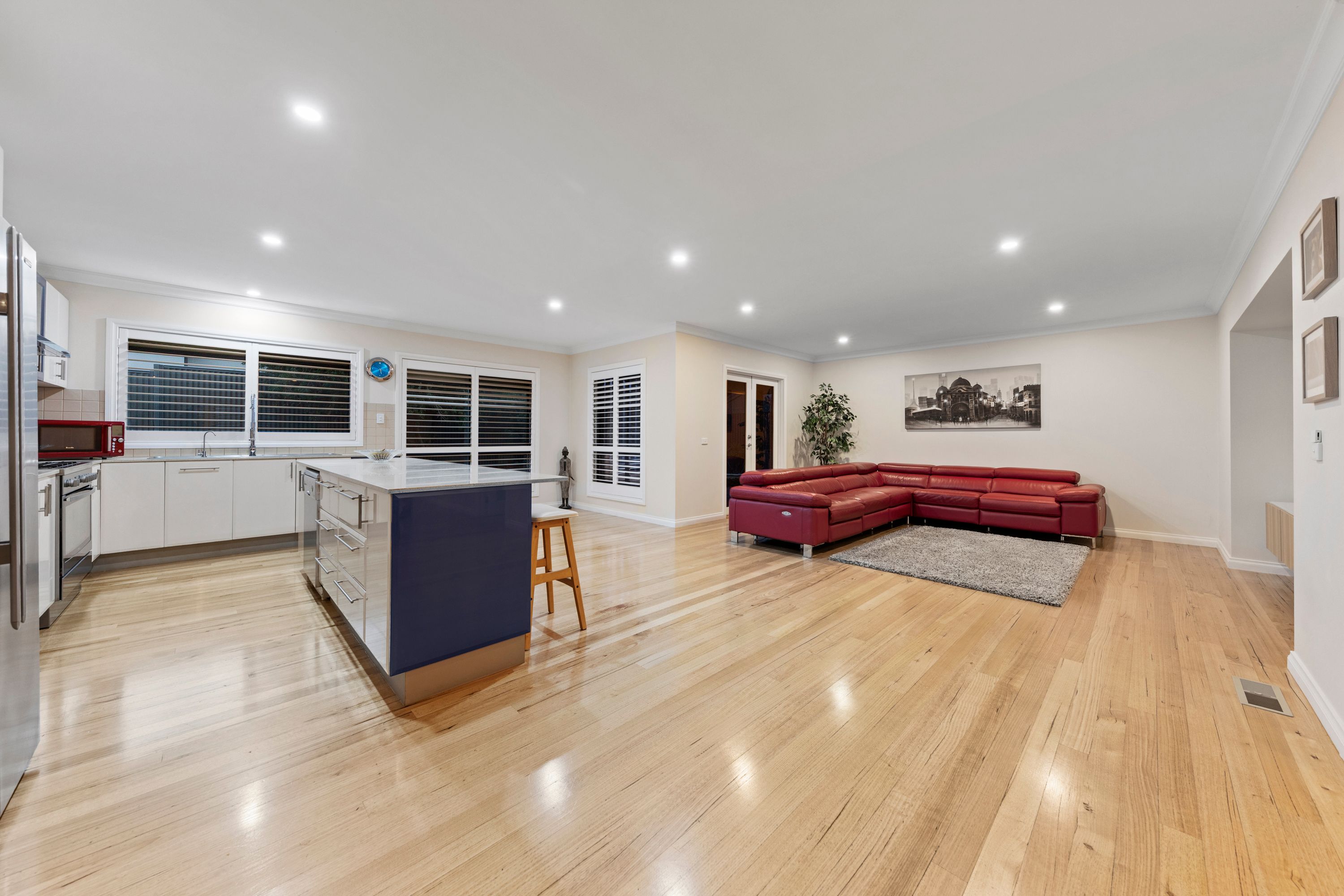 16 Wills Avenue — photo 8 of 30