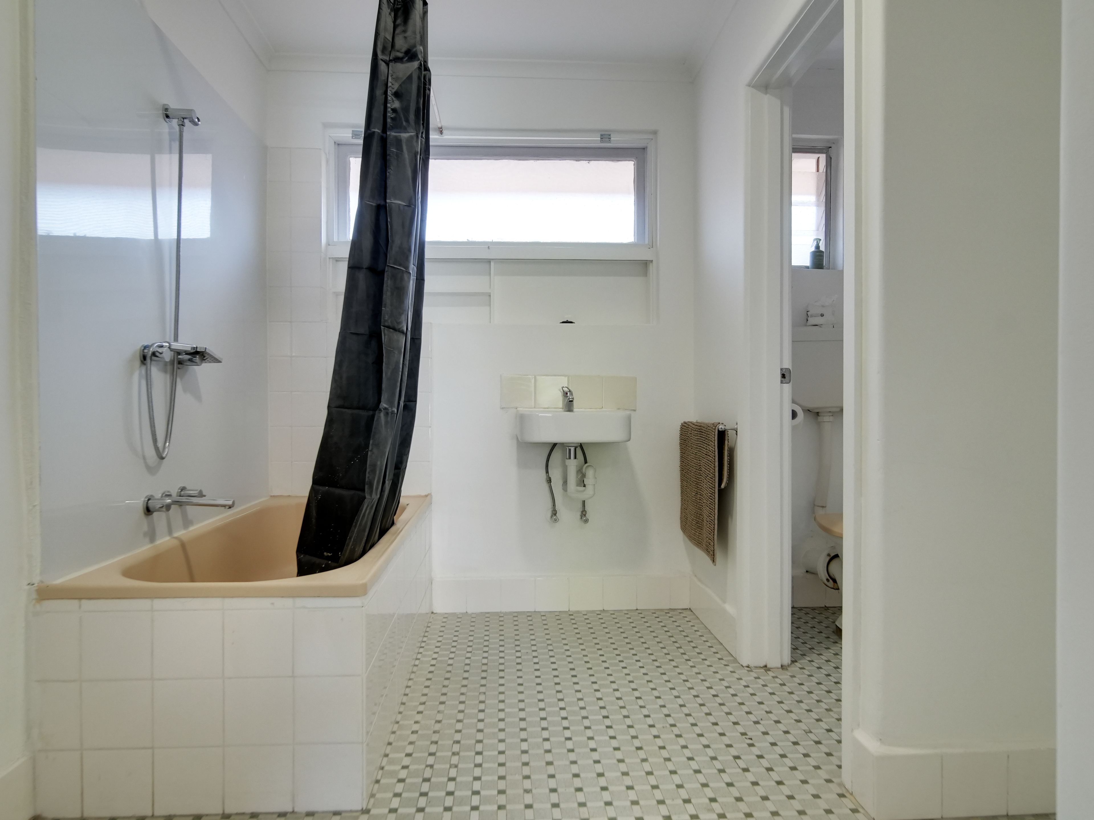 2/64 Fintonia Road — photo 6 of 7