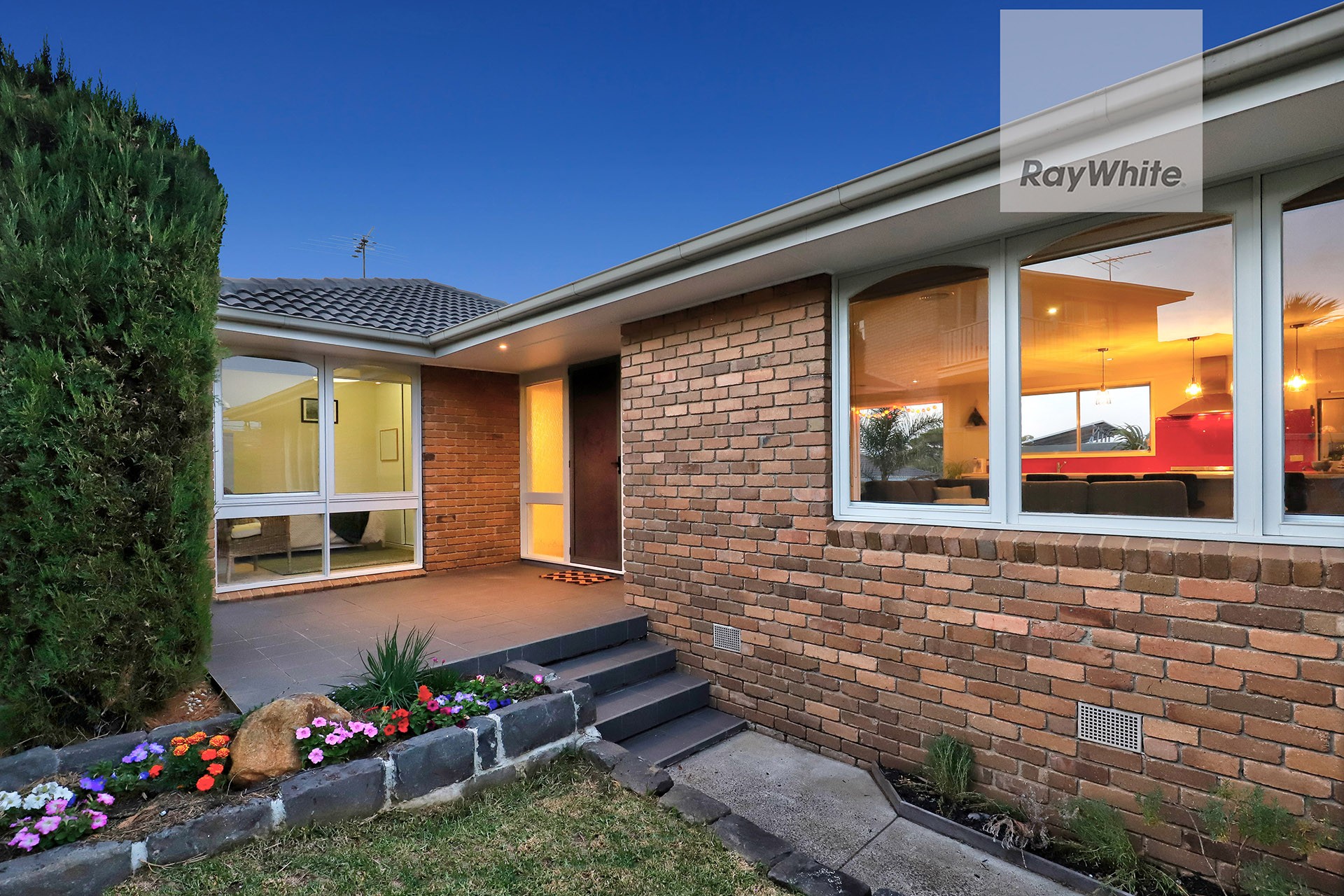 6 Glendale Place, Gladstone Park, VIC 3043
