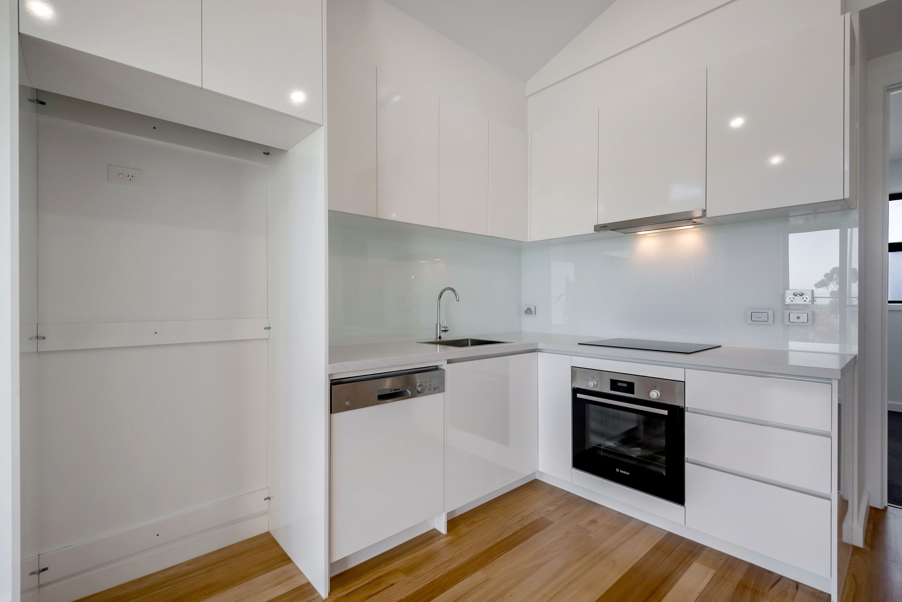 2/27 Heliopolis Street, Pascoe Vale South, VIC 3044
