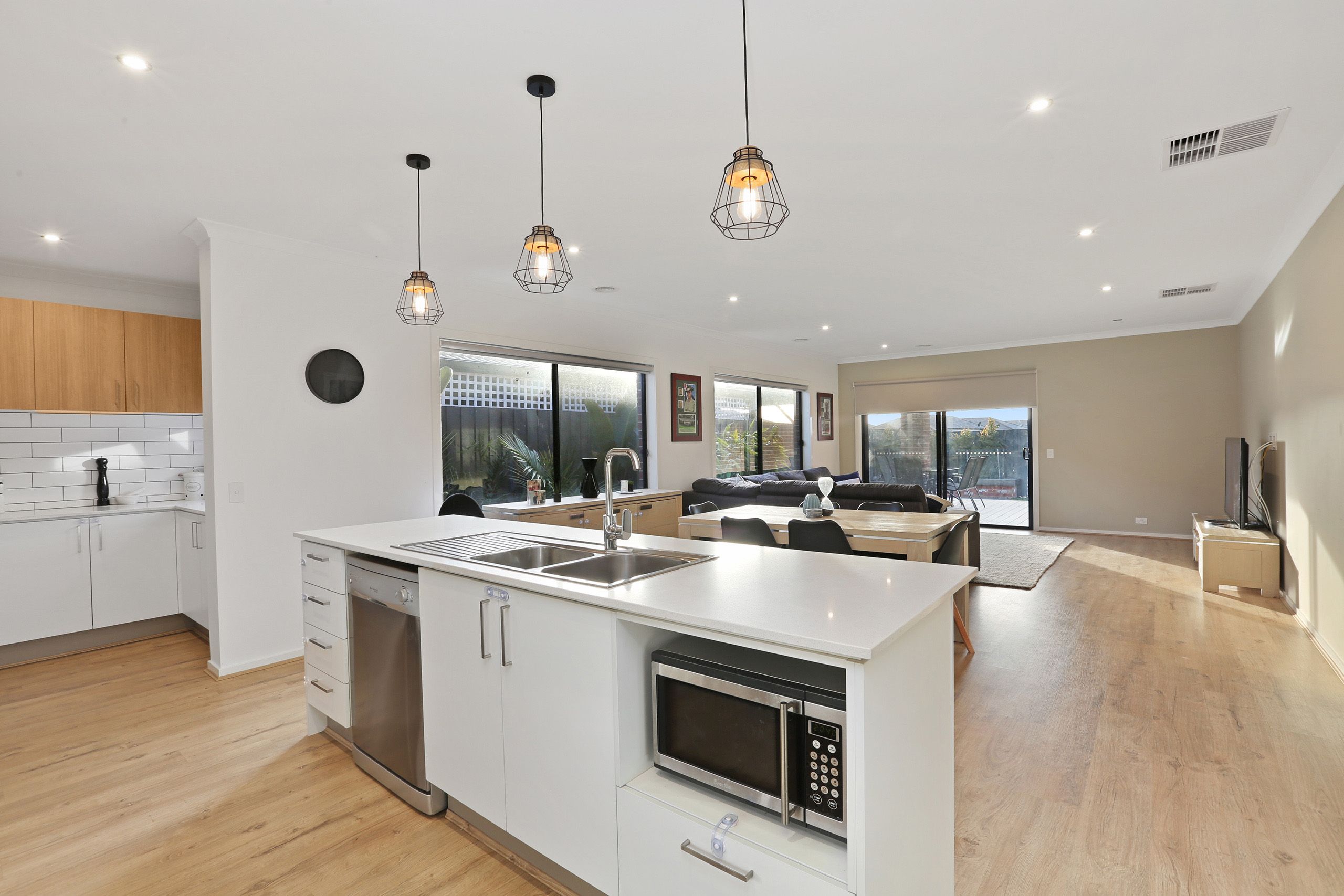 14 Booker Place, Armstrong Creek, VIC 3217