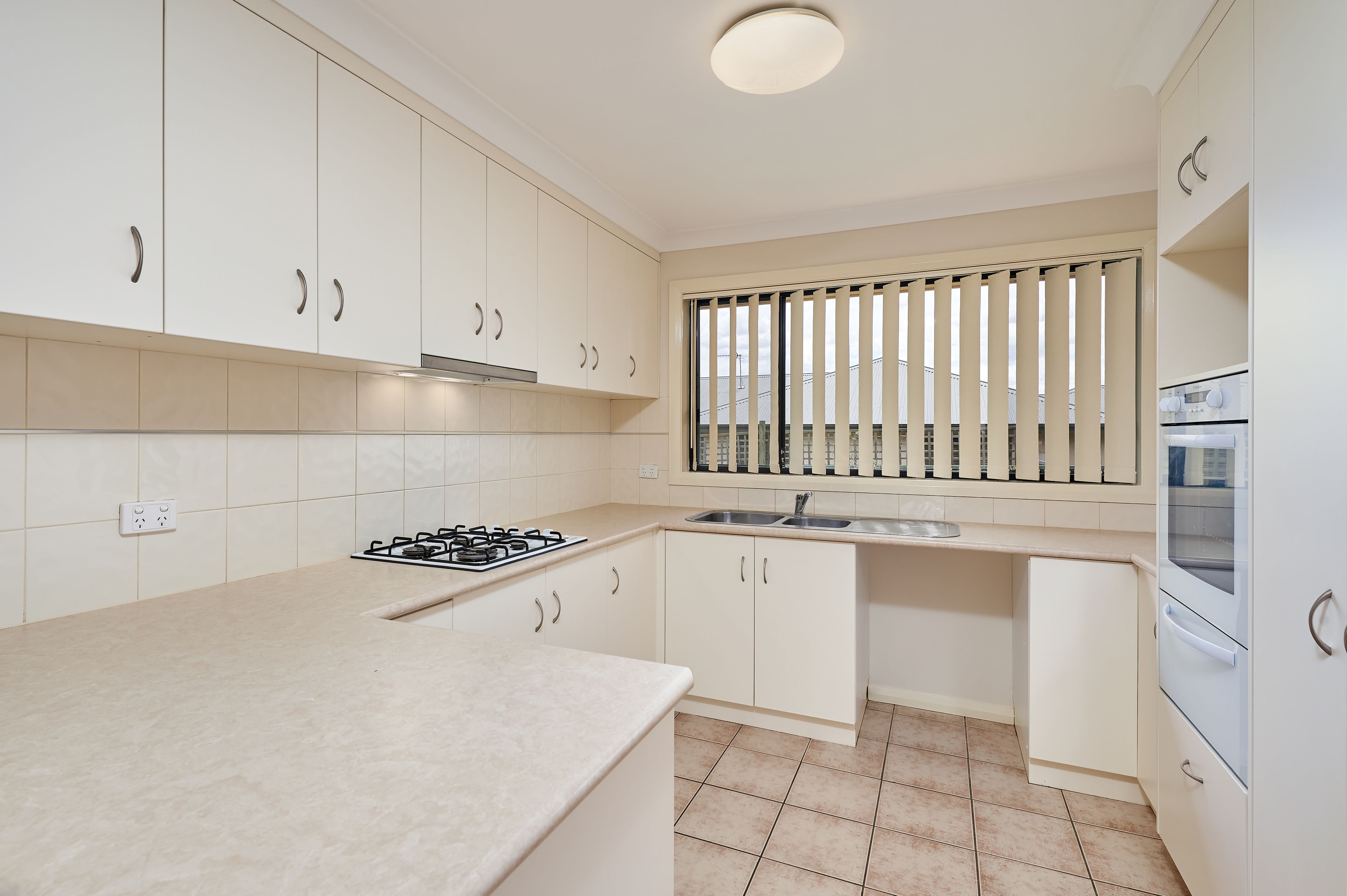 11 Protea Place, FOREST HILL, NSW 2651