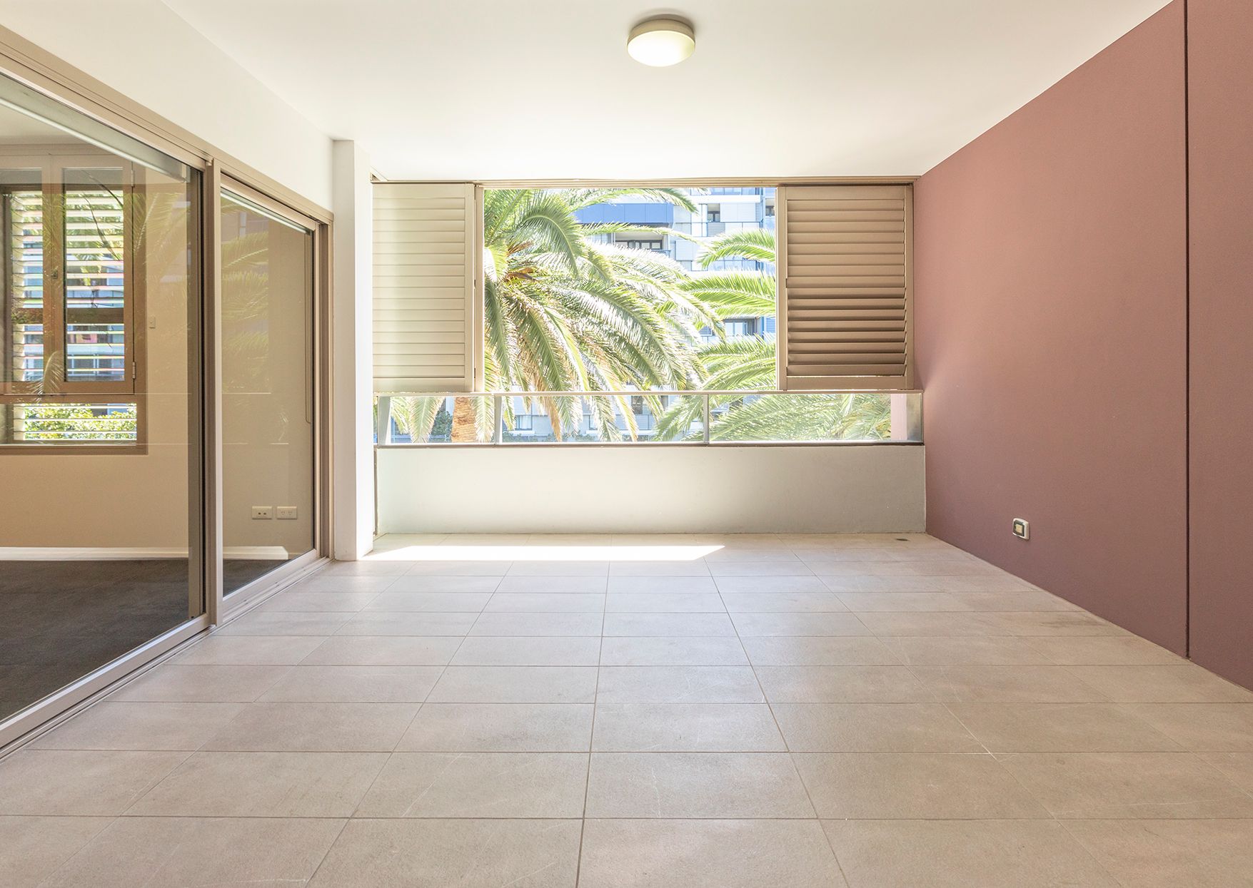 2504/4 Sterling Circuit, Camperdown, NSW 2050