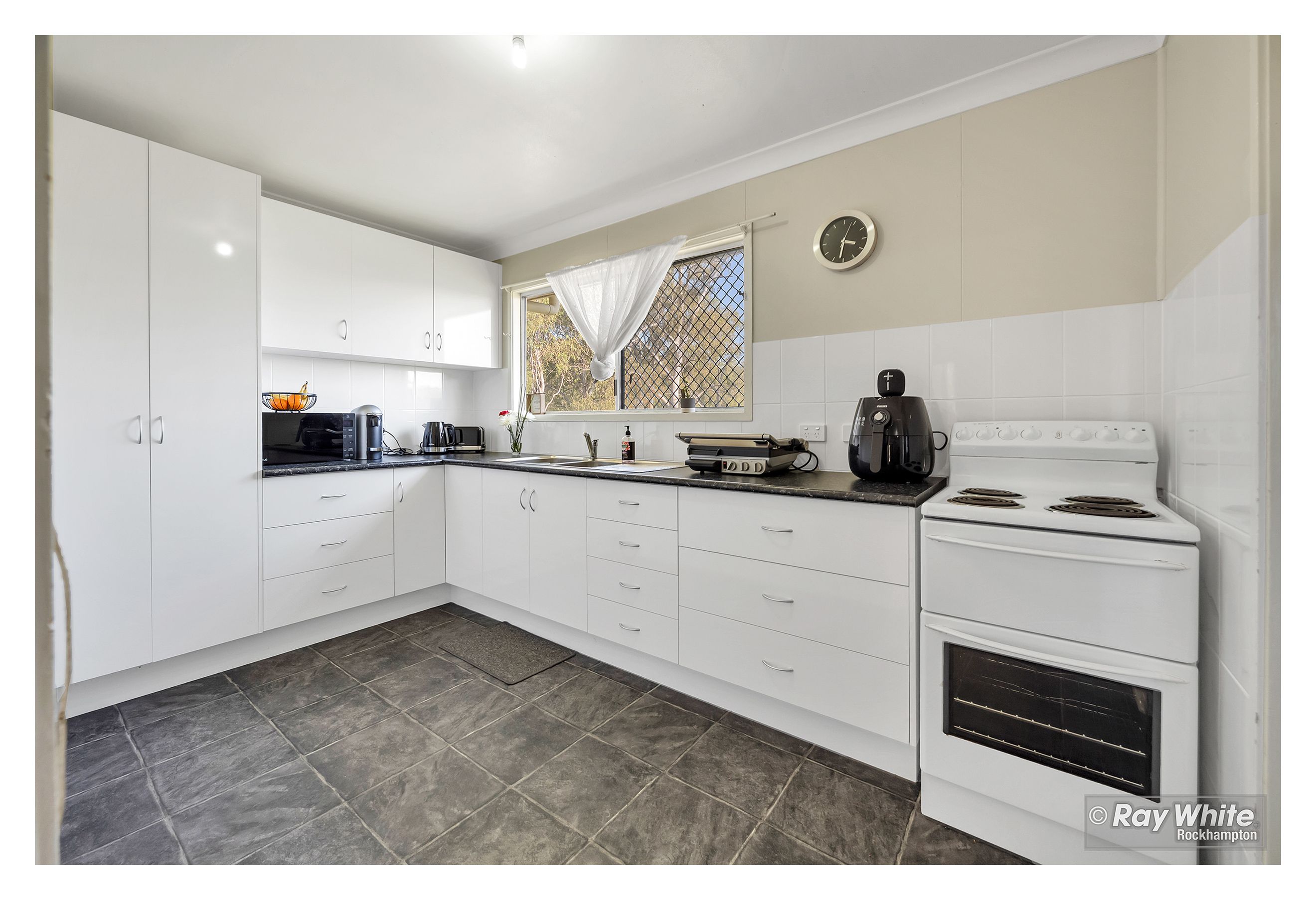 254 Roselt Street, Koongal, QLD 4701