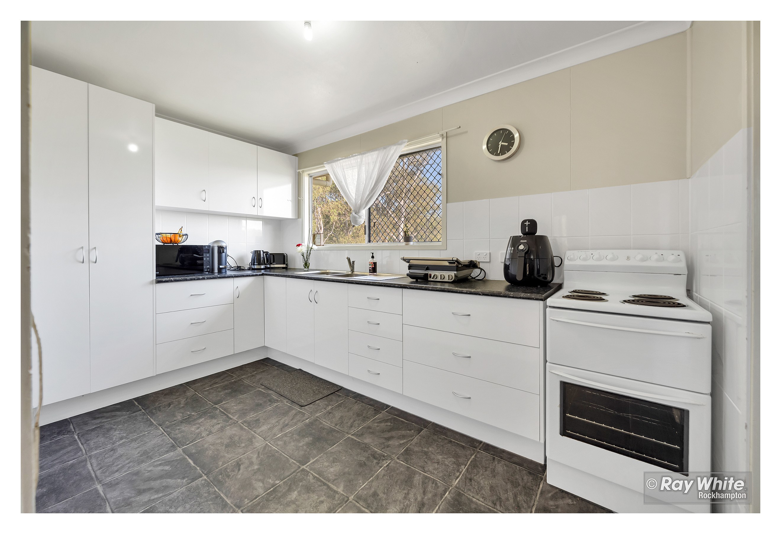 254 Roselt Street, Koongal, QLD 4701