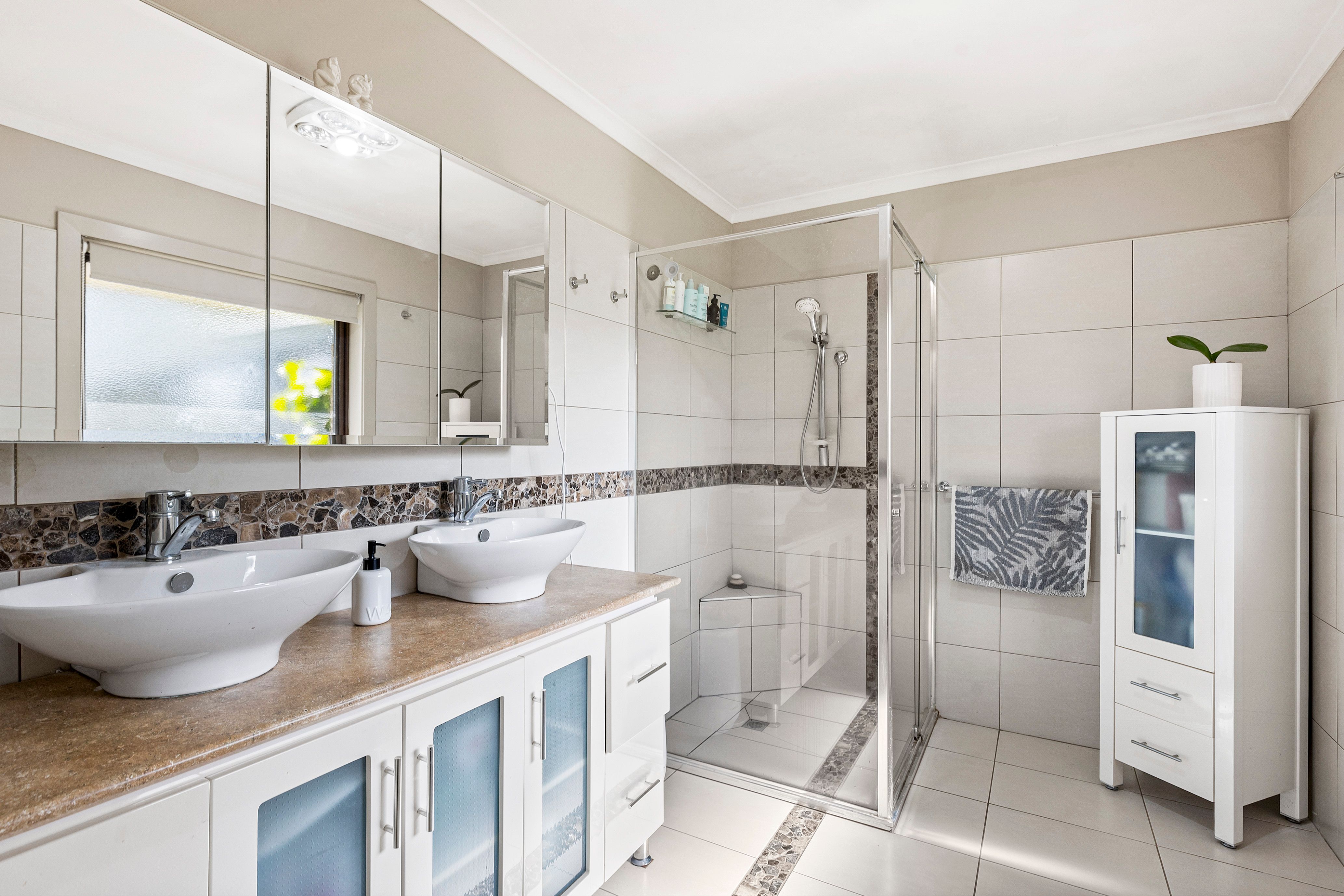 18 Gordon Crescent — photo 10 of 22