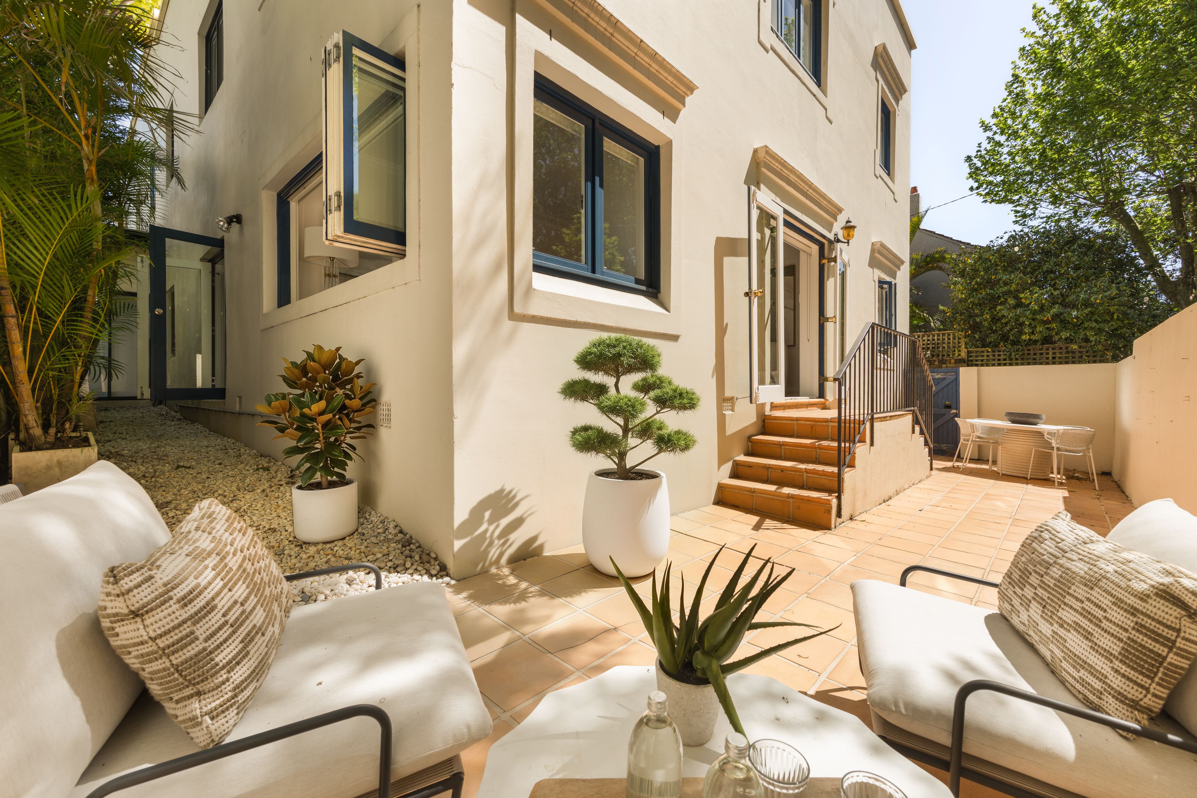 1/63 Paddington Street — photo from Ray White Phillips & Co