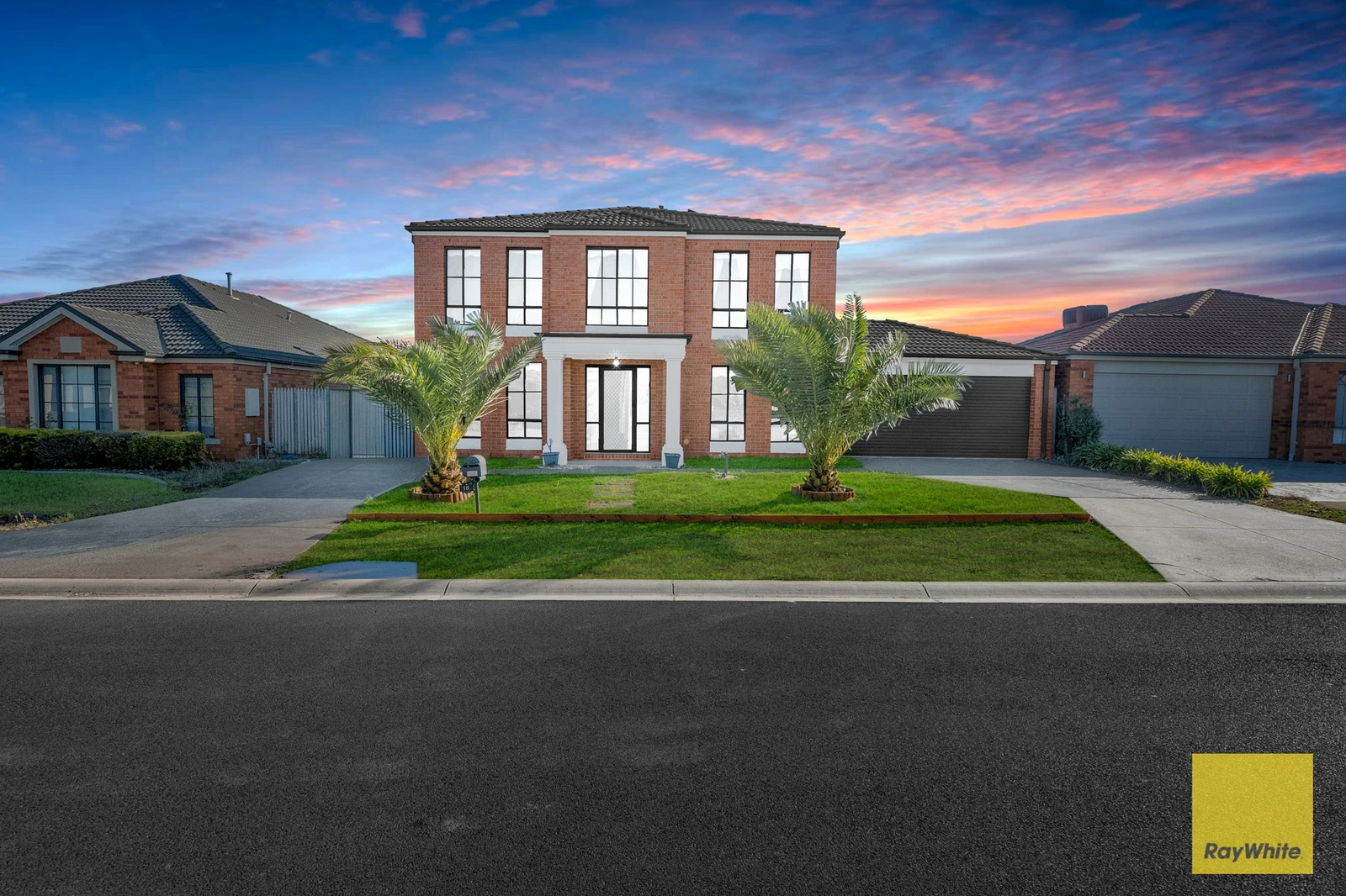 18 Carlyon Close, Melton West, VIC 3337