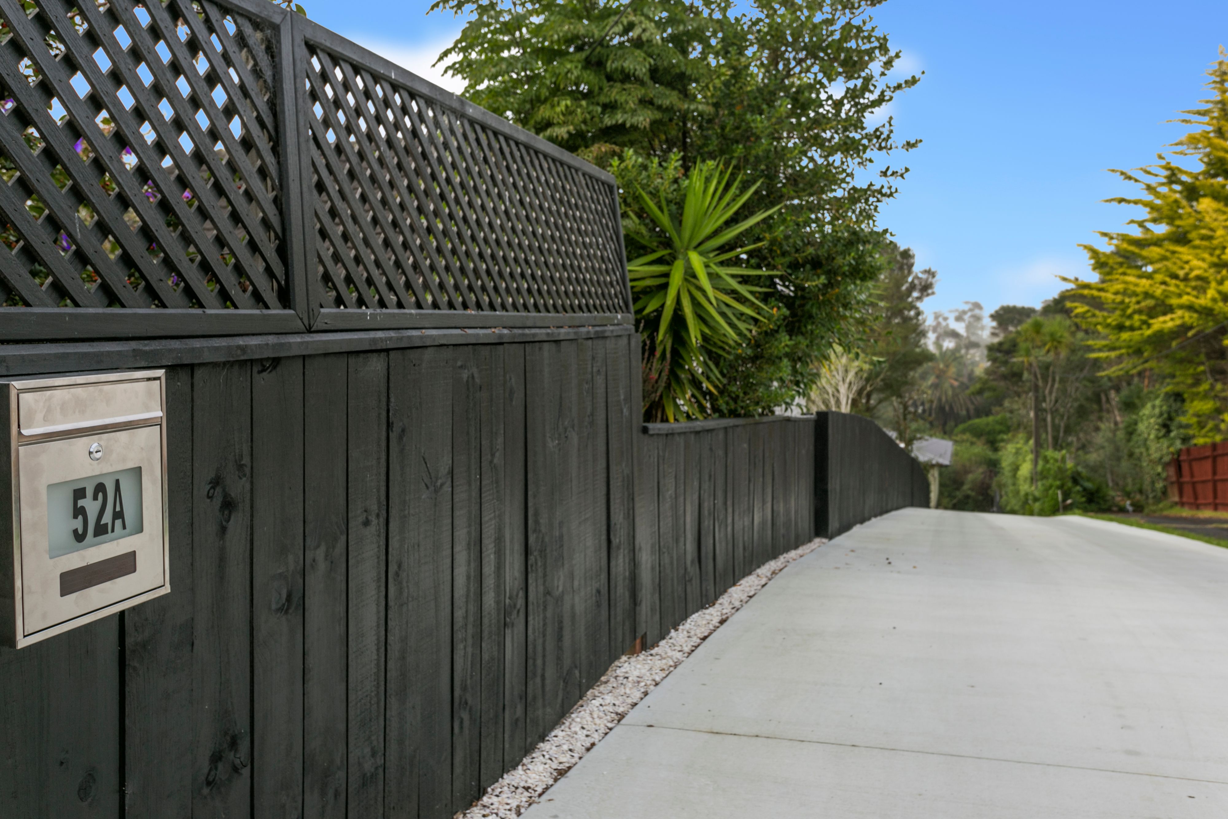 52a Taupo Street, Green Bay, Waitakere City
