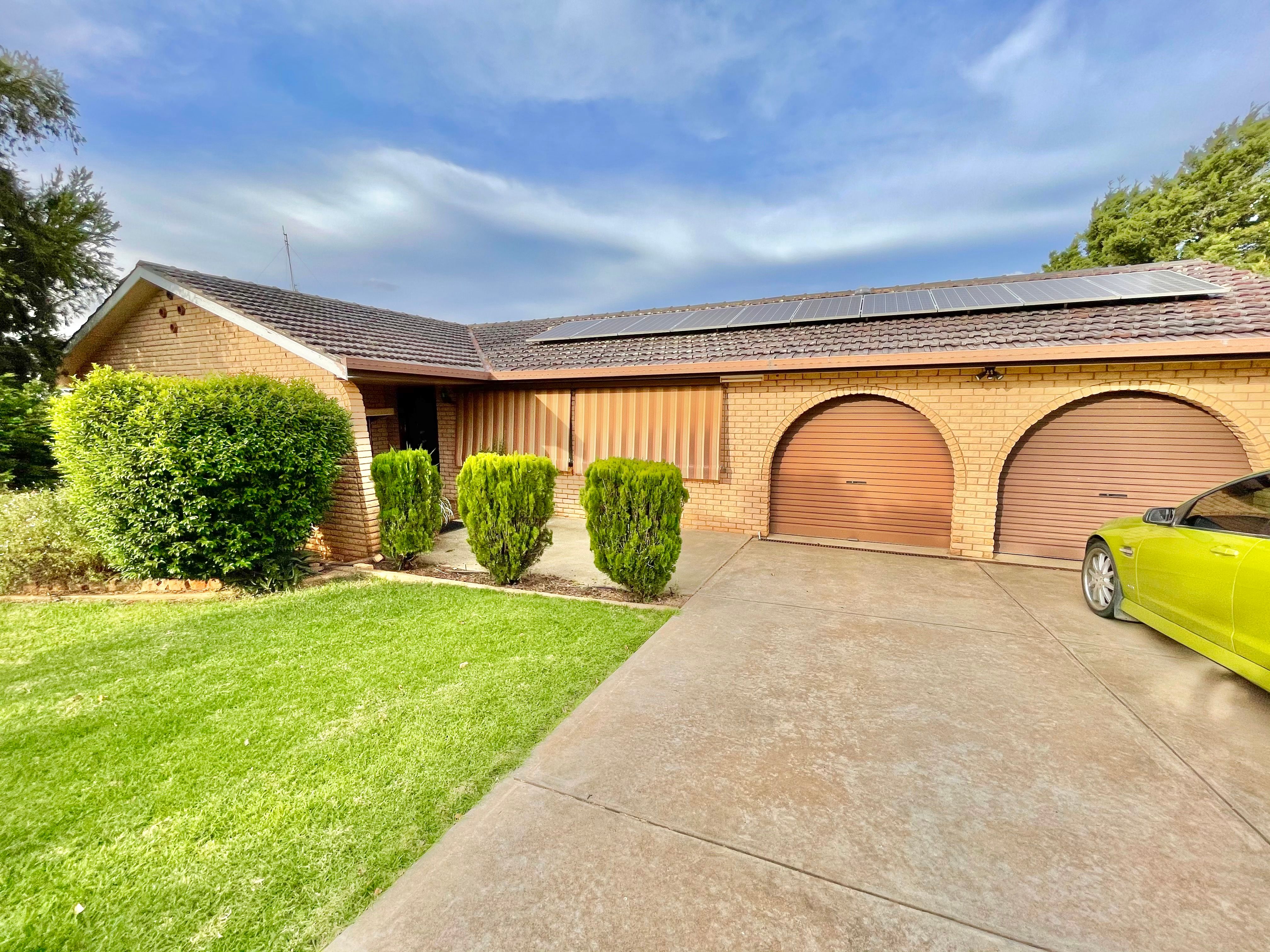 3 Jubilee Street, Parkes NSW 2870