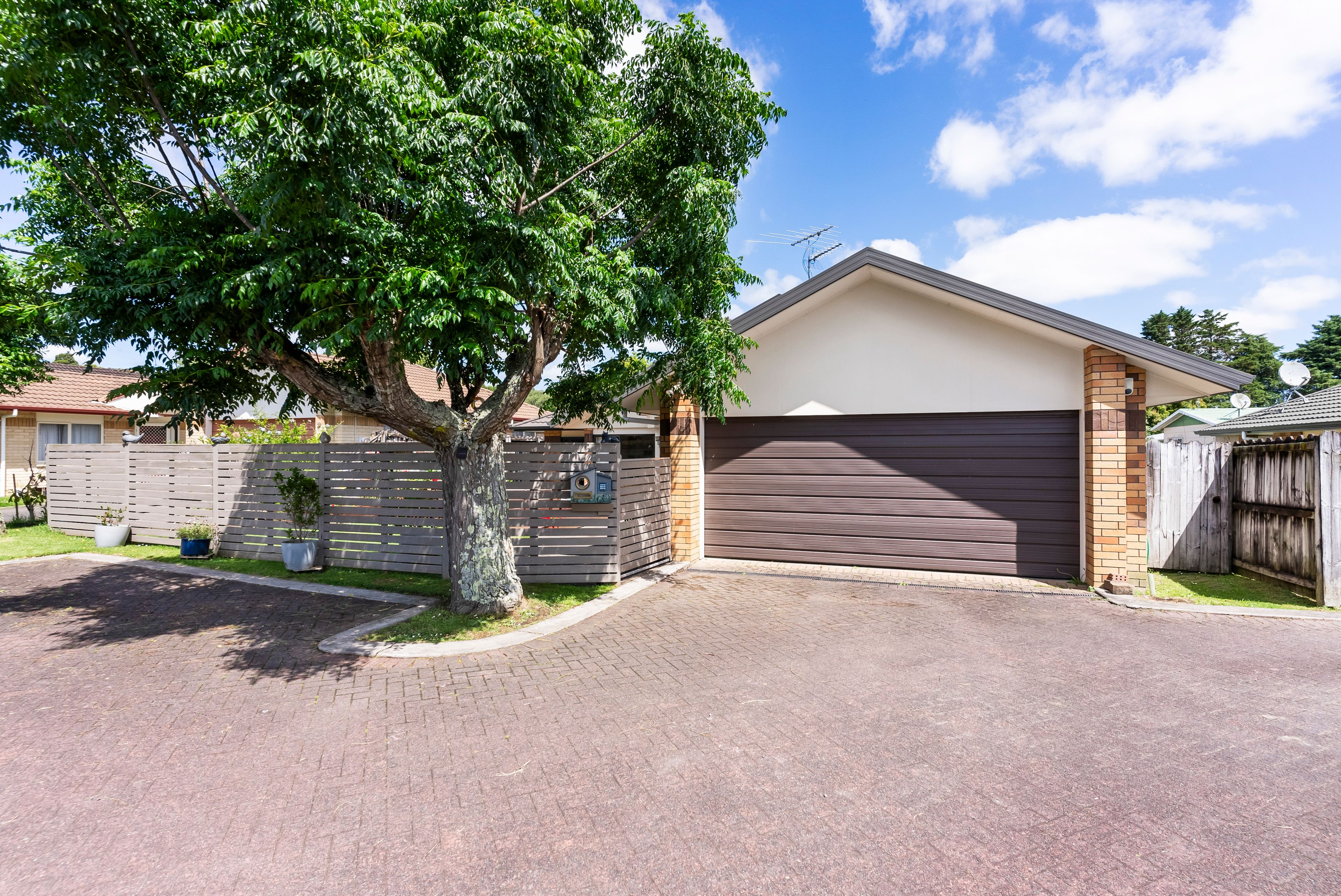 16 Emmerdale Avenue, Papakura, Papakura