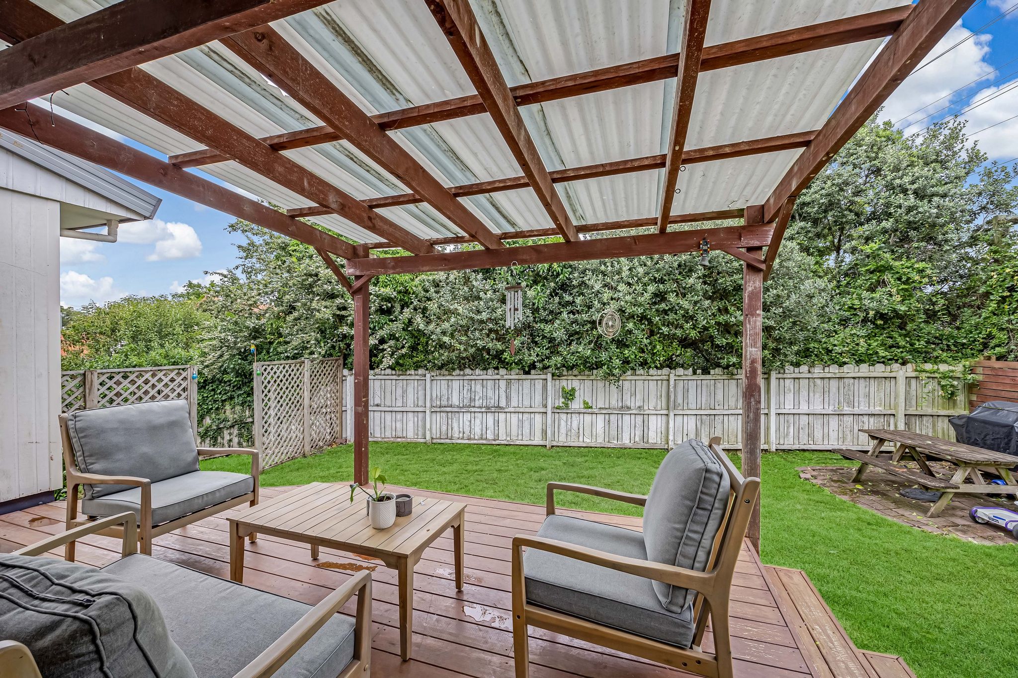 2/11 Leonard Road, Mount Wellington, Auckland City