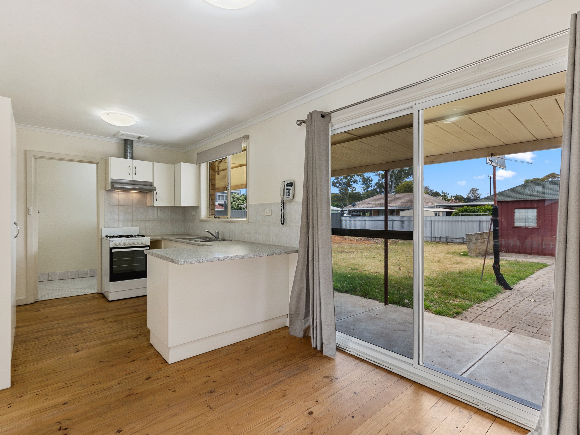 24 Warwick Grove, Morphett Vale, SA 5162