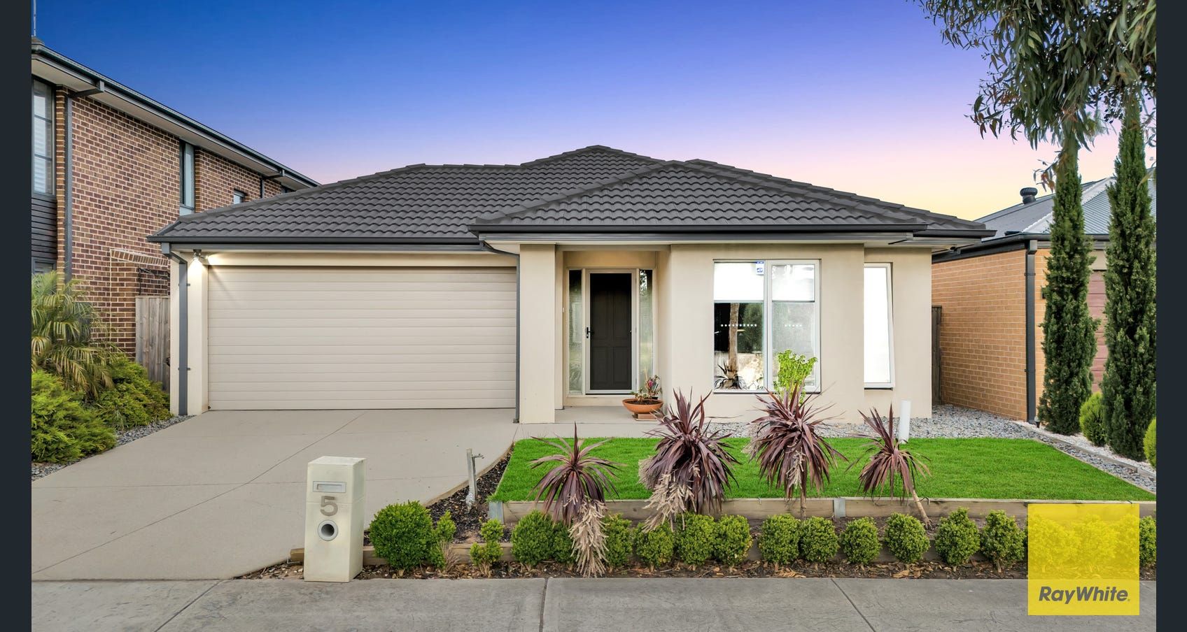 5 Sorrenberg Street, Point Cook VIC 3030