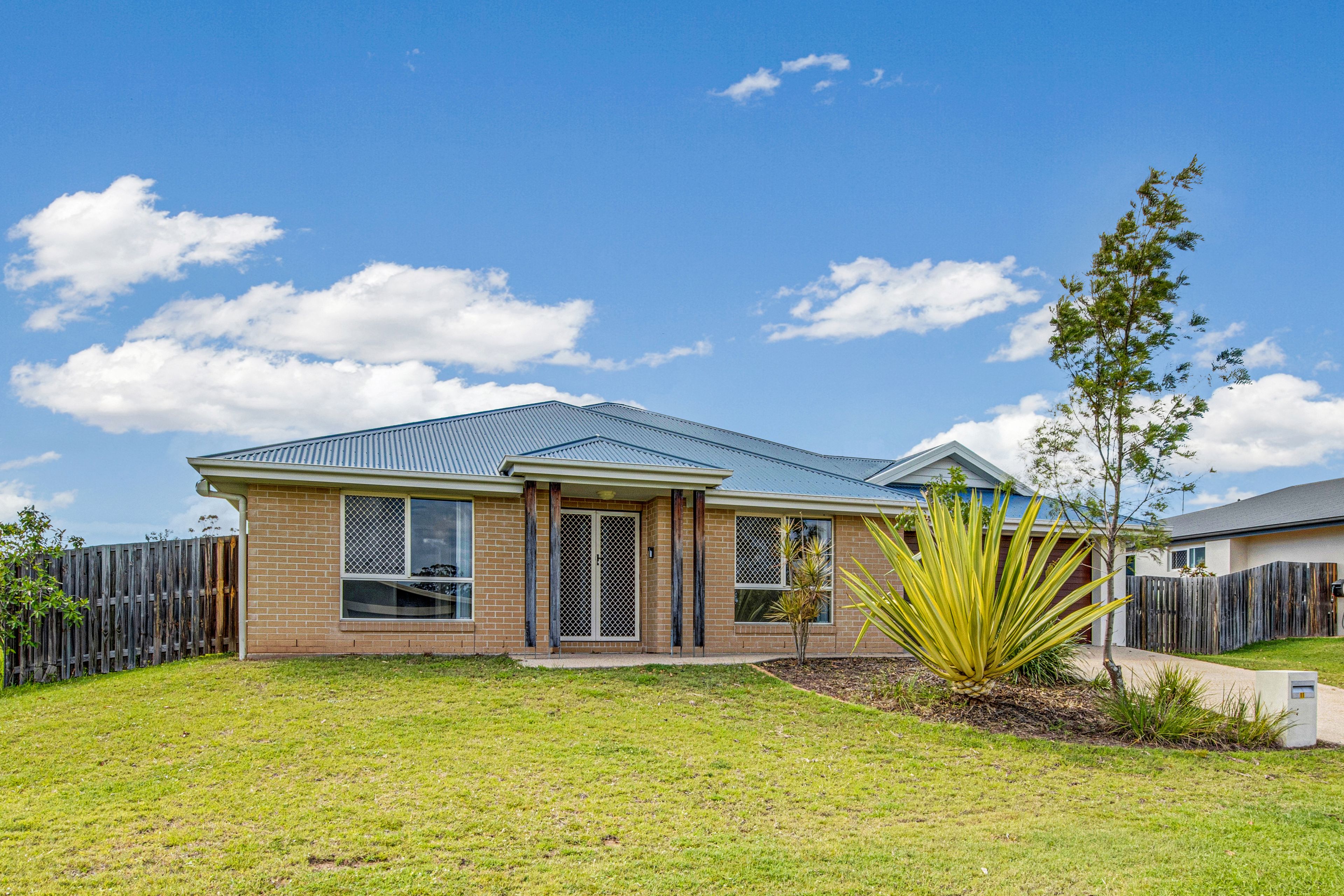 11 Bellbird Circuit, New Auckland, QLD 4680