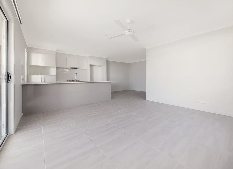 1/13 Canary Street, Ripley, QLD 4306