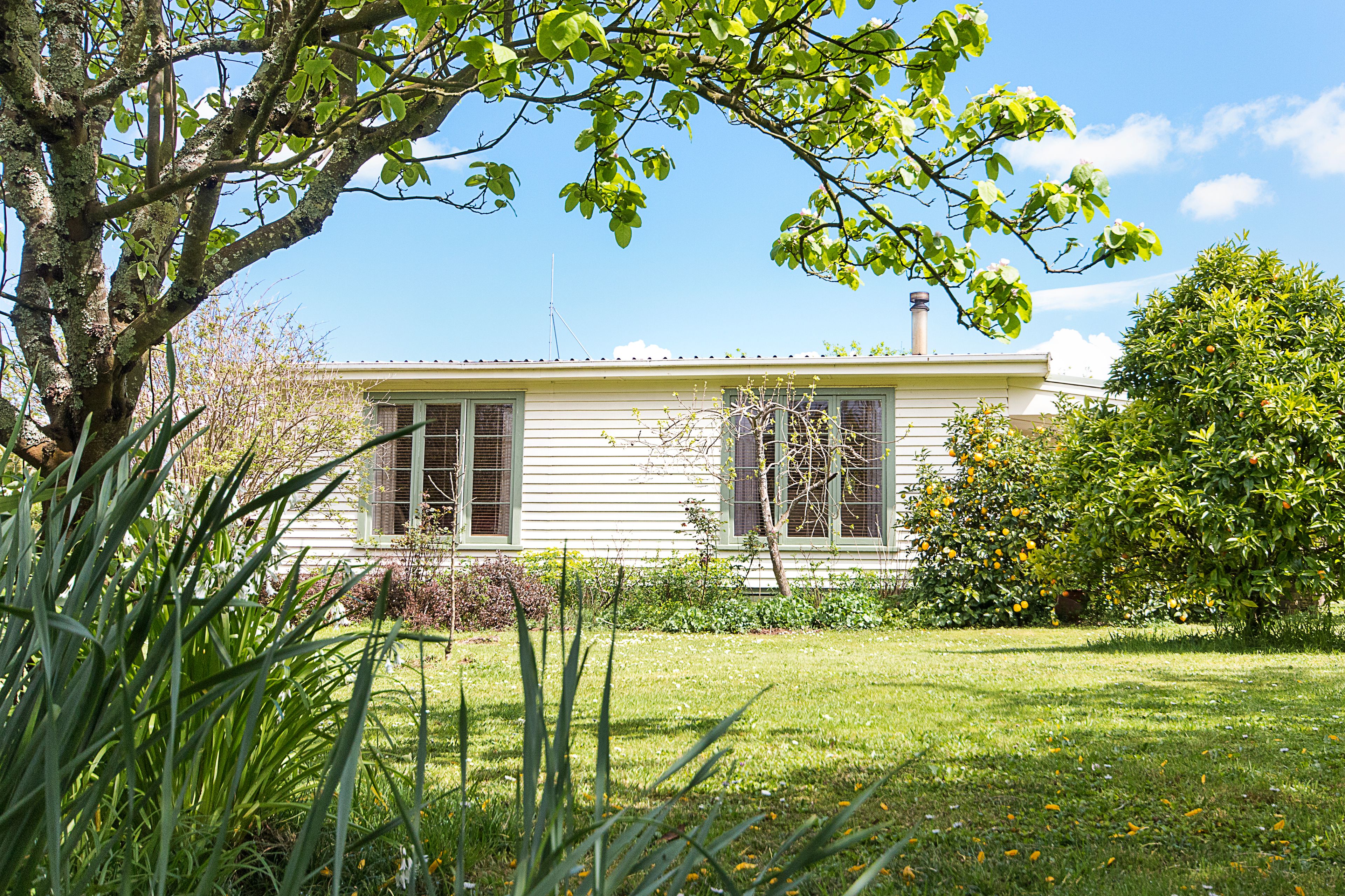 16 McGuires Road, Tuakau, Franklin