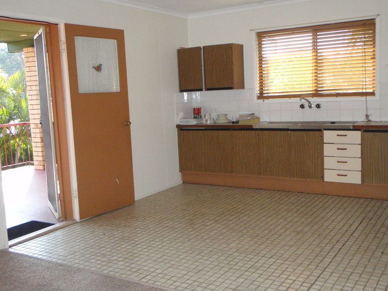 4/130 Hornibrook Esplanade, Clontarf, QLD 4019
