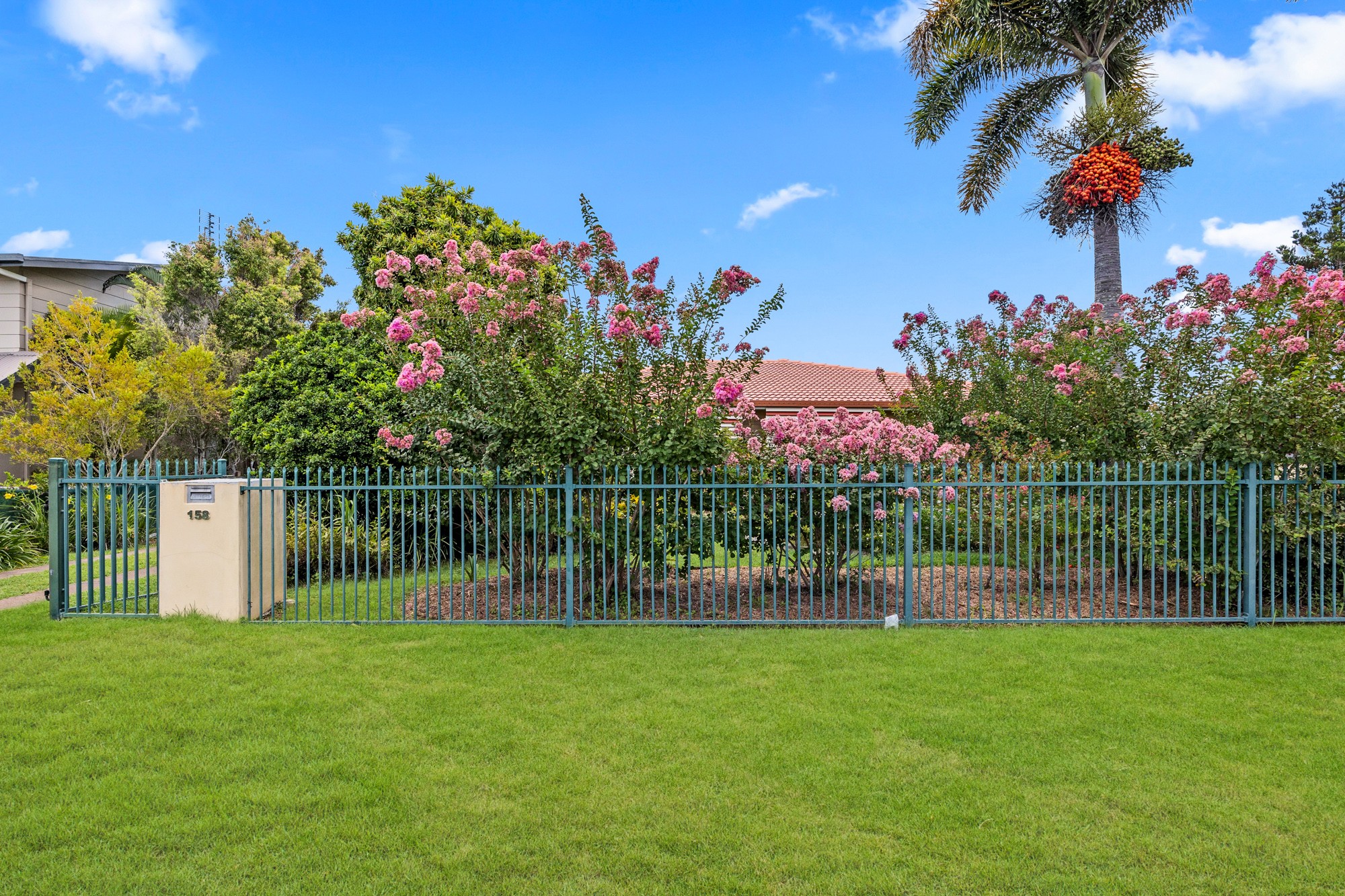 158 Long Street, Point Vernon, QLD 4655