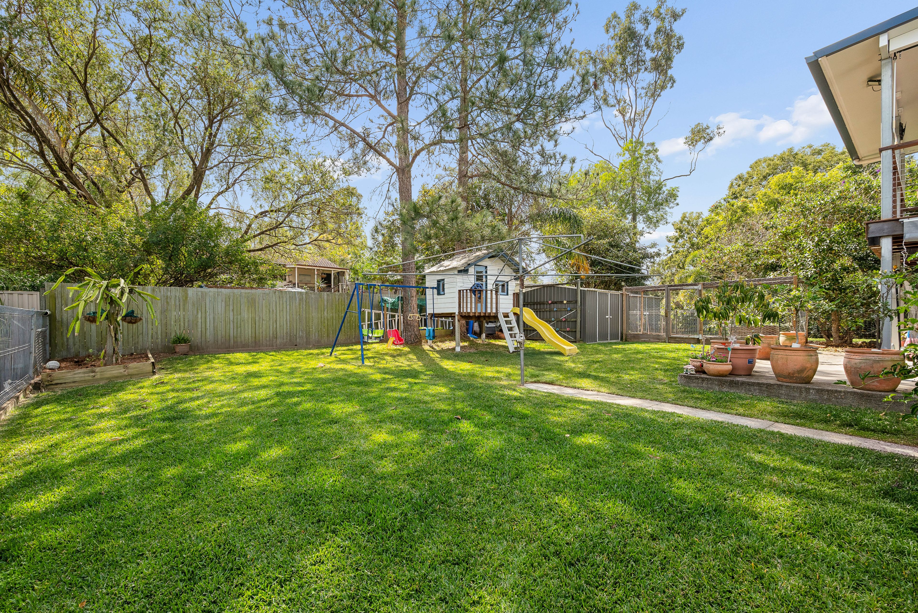 12 Burloo Crescent — photo 9 of 19