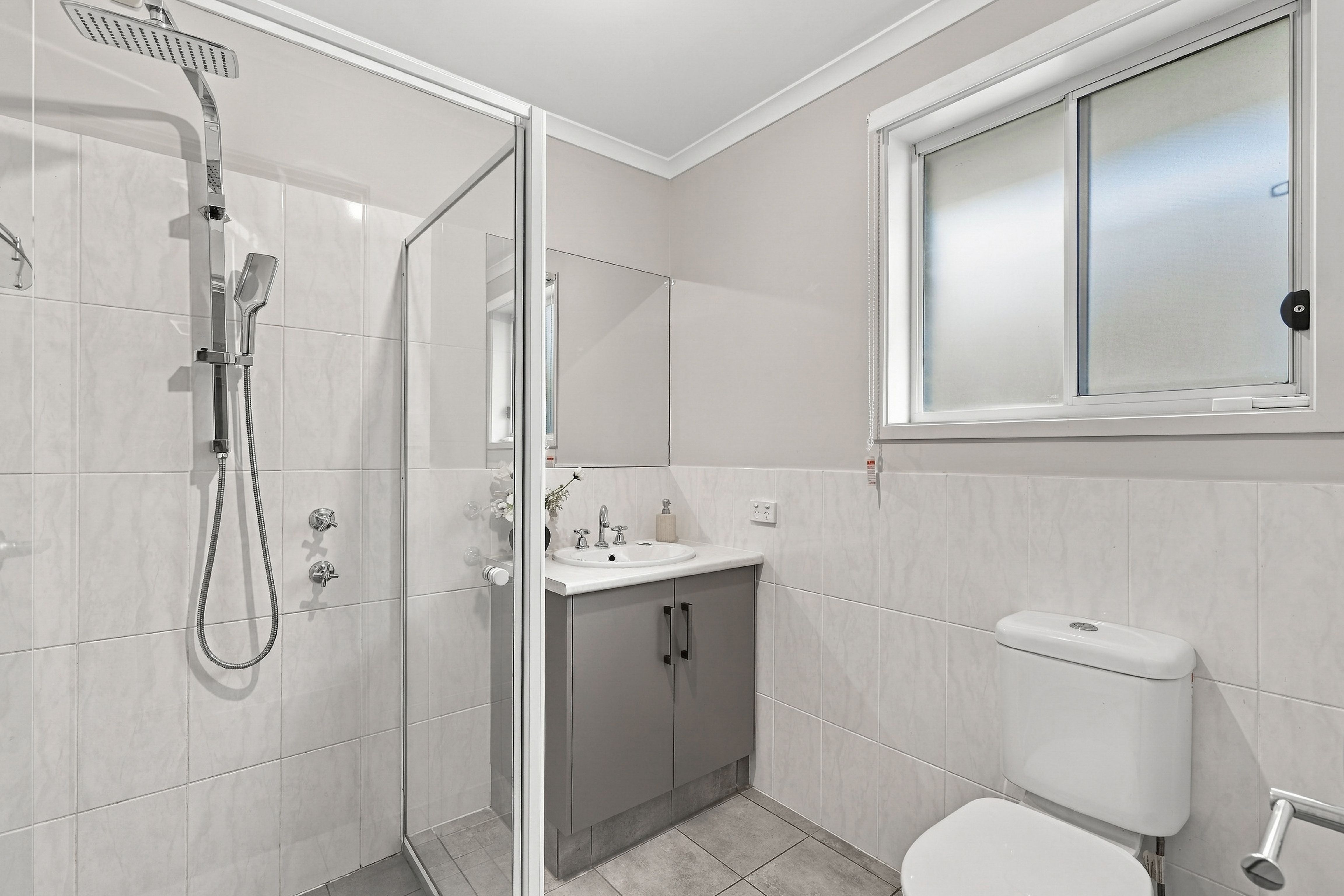 8 Levant Street — photo 4 of 17