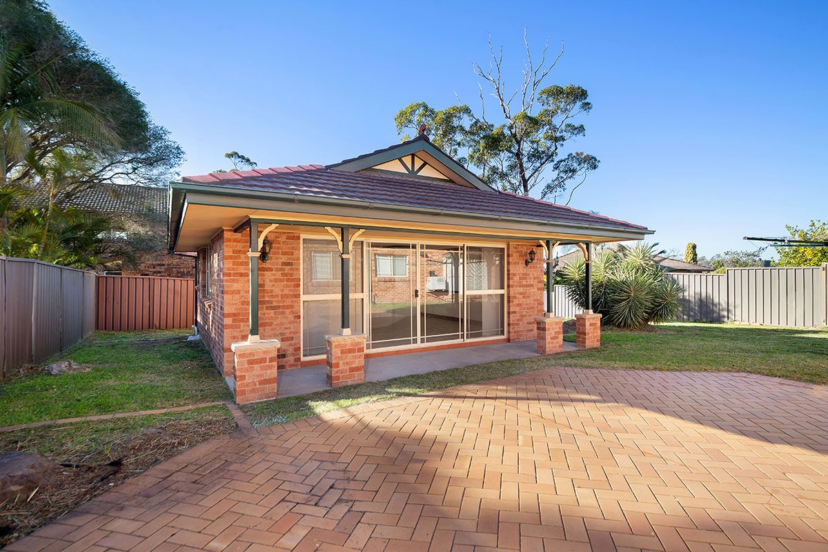 Flat 27 Sylvan Ridge Drive, Illawong, NSW 2234