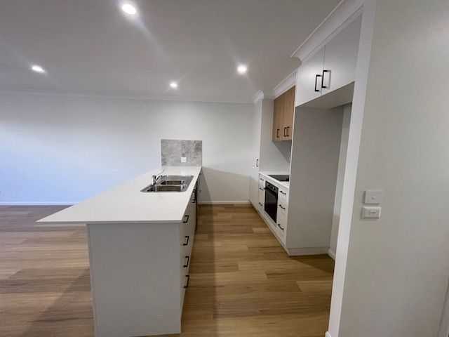 2/16 Forrest Street, Pittsworth, QLD 4356