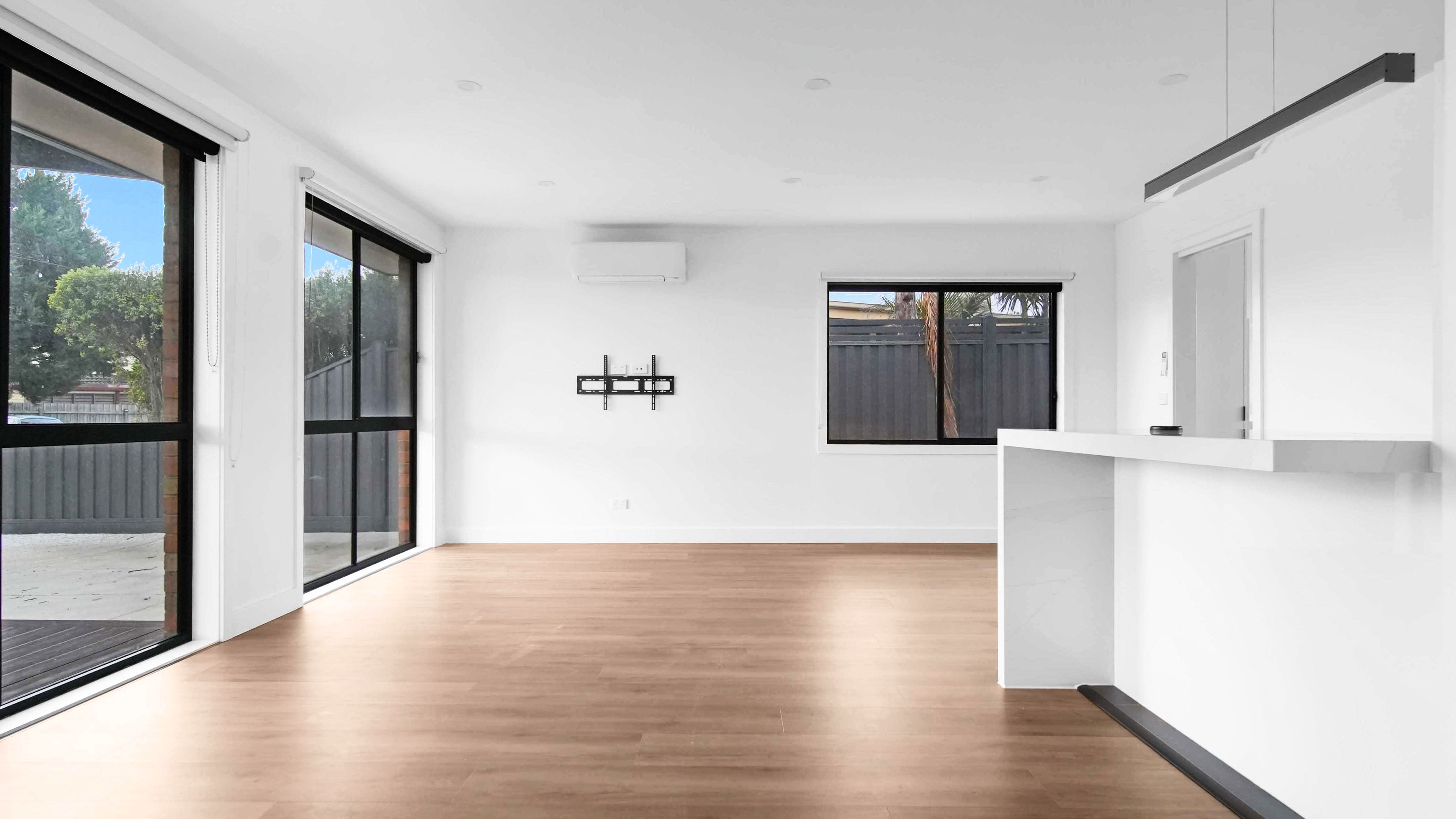 14 Reumah Court — photo 3 of 12