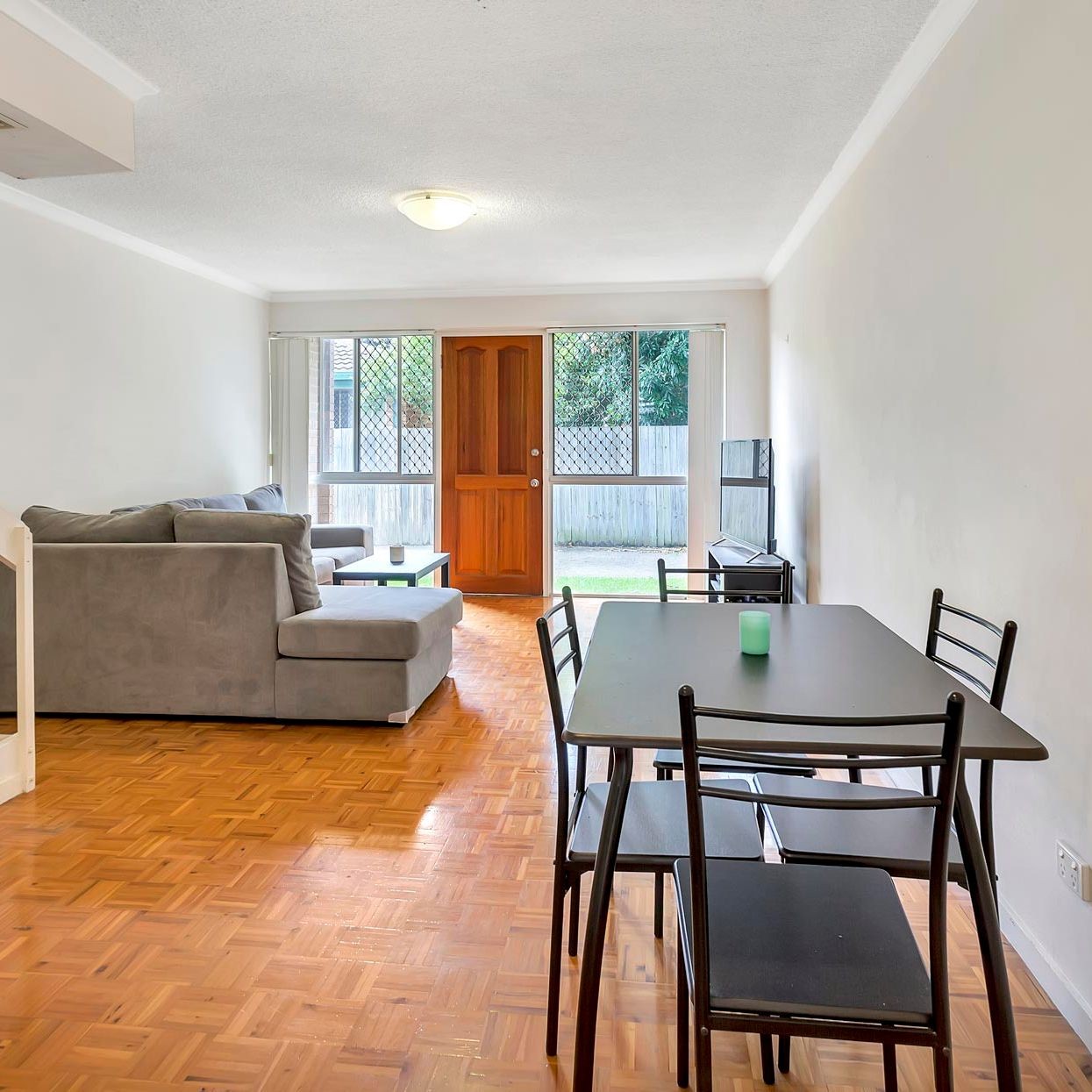 4/14 Central Street, Labrador, QLD 4215