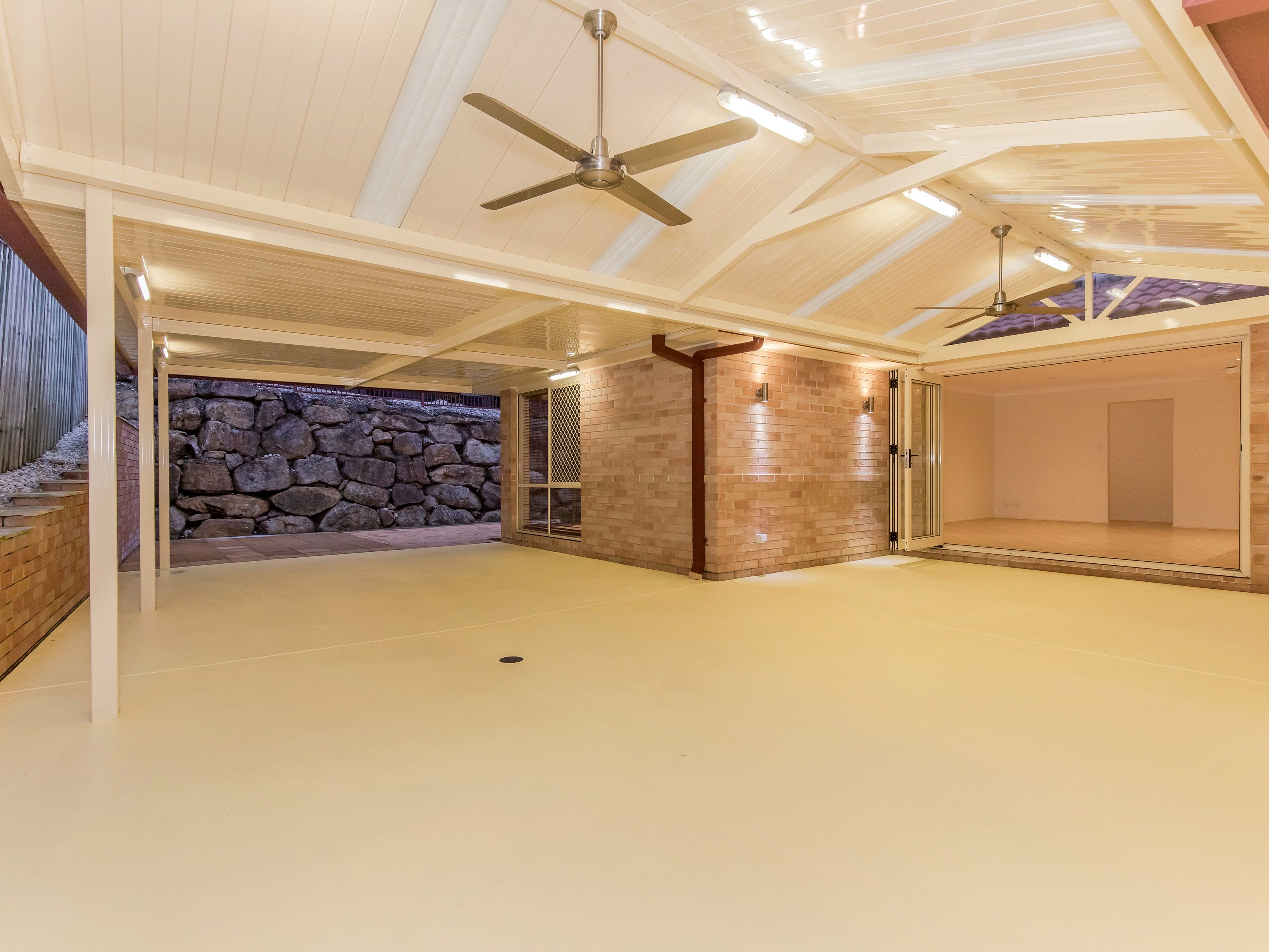 13 Matzia Avenue, Pacific Pines, QLD 4211