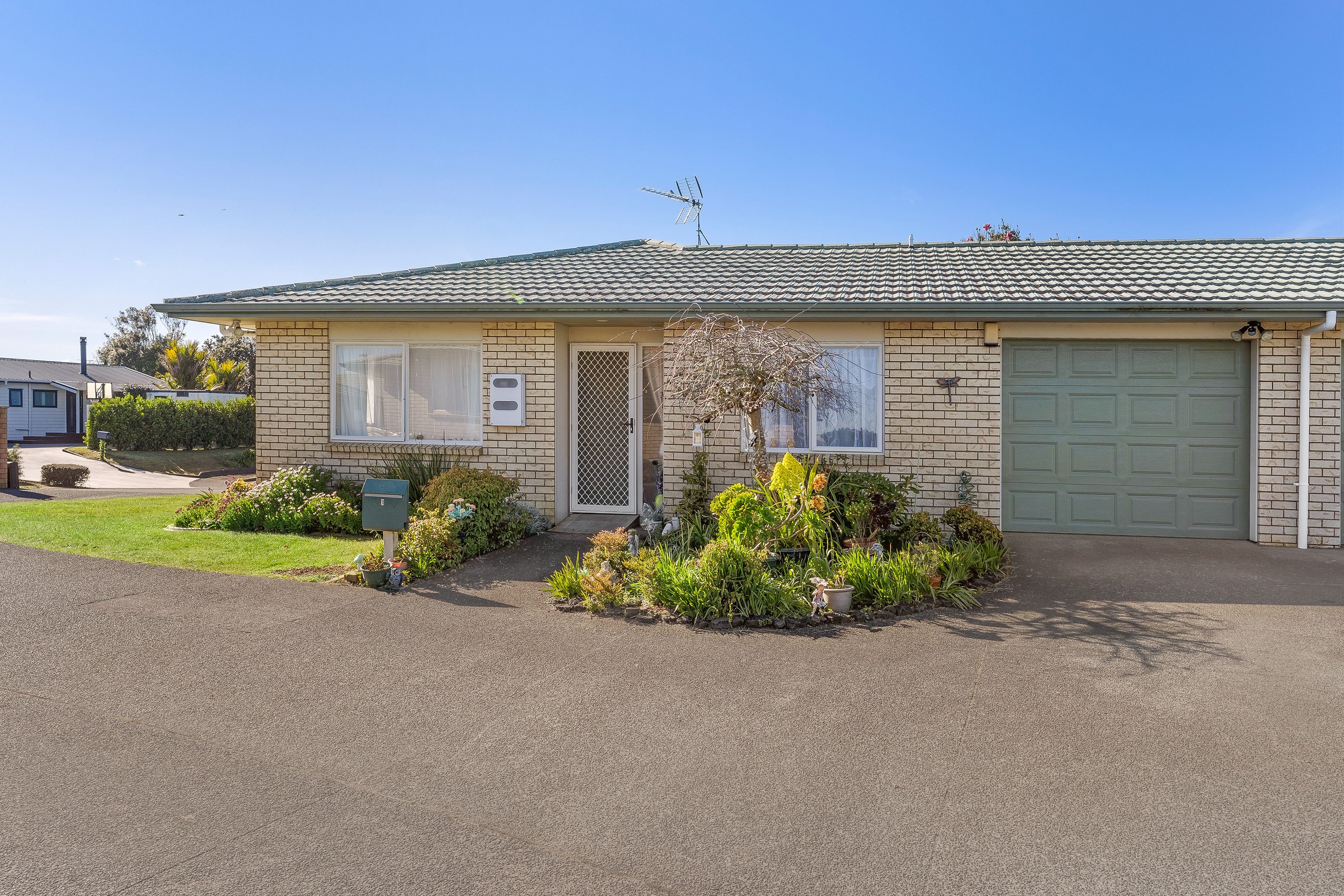 1/8 Village Place, Tuakau, Franklin
