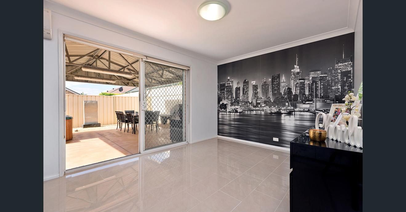 25/113 The Lakes Drive, Glenmore Park, NSW 2745