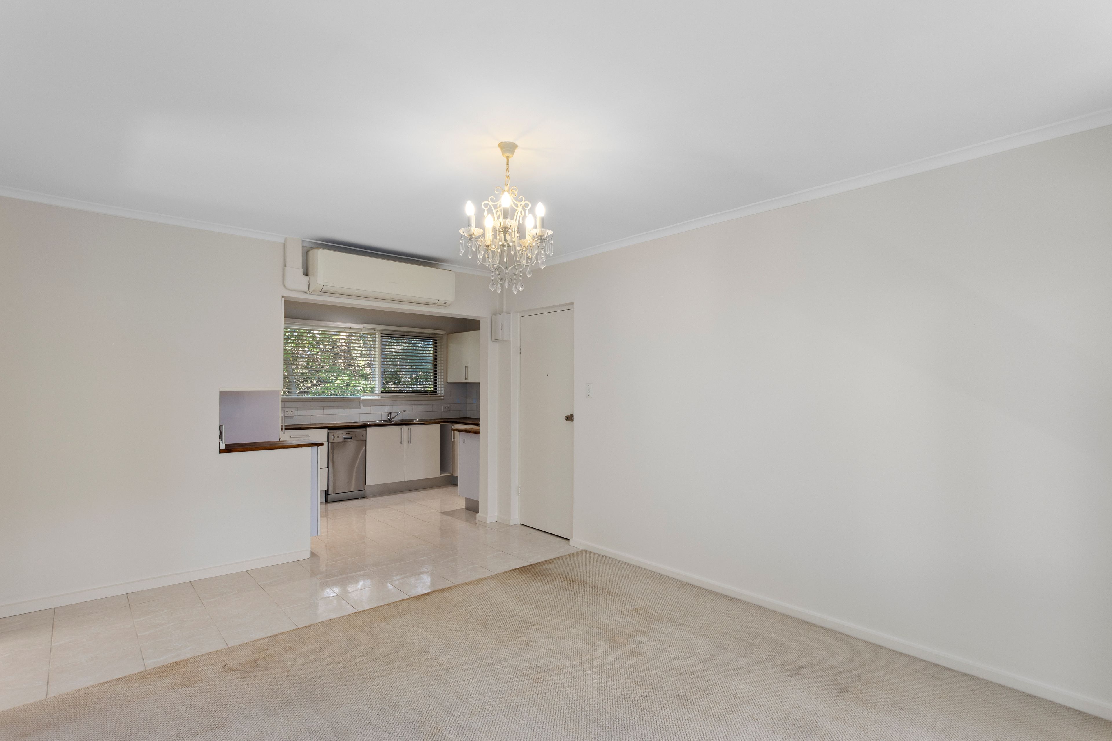 3/9 Towerhill Road — photo 5 of 11