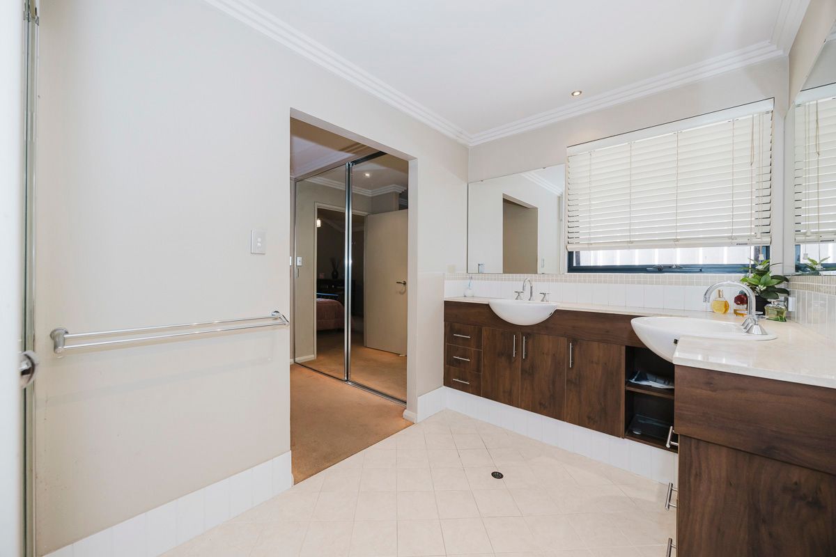 44 RUPARA Circle — photo 10 of 25
