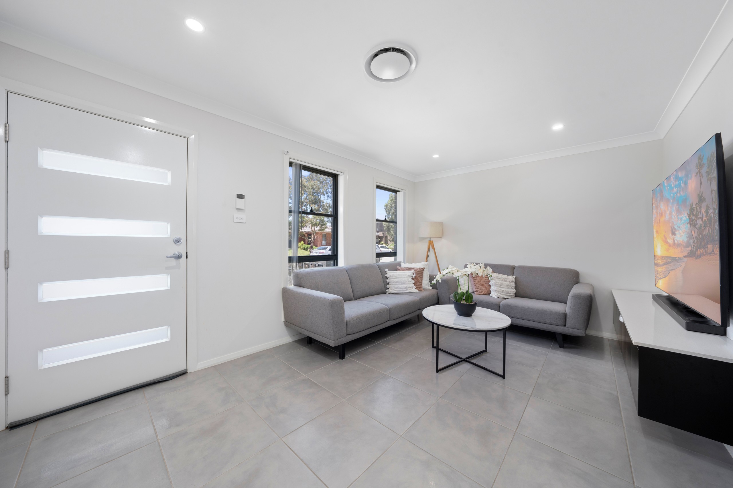 2/40 Burrows Avenue, Edmondson Park, NSW 2174