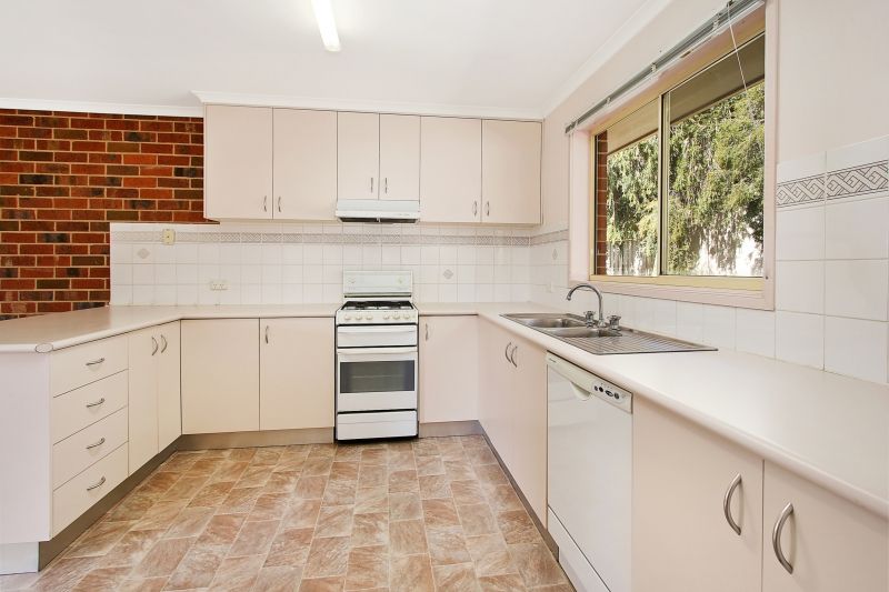 4/631 Pearsall Street, Lavington, NSW 2641