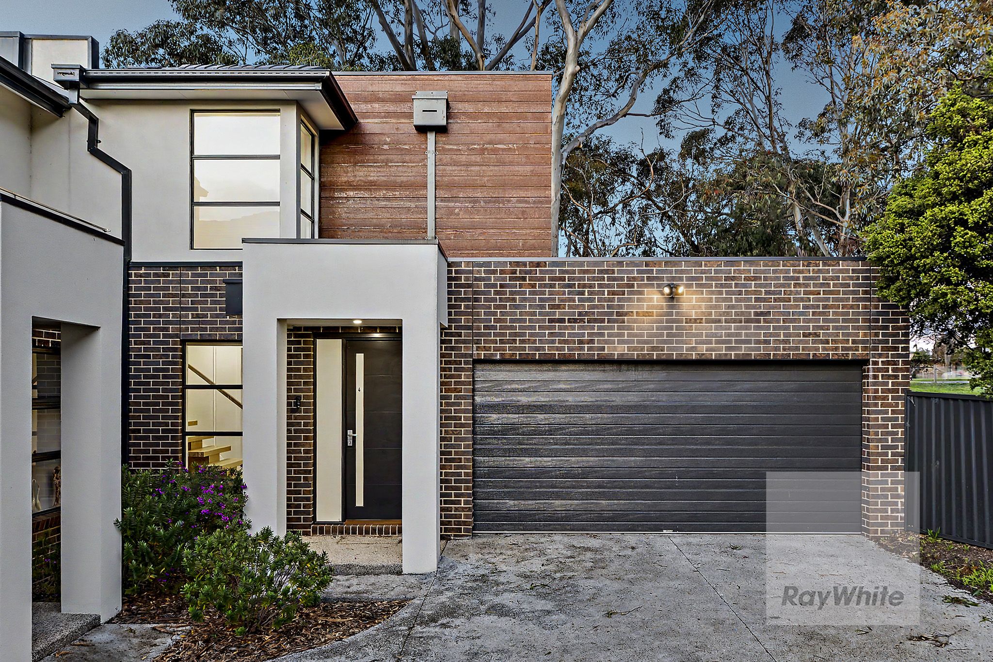 4/4 Berringa Court — photo 17 of 18