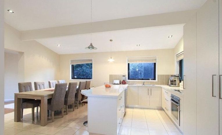 28 Kooranga Crescent, Cordeaux Heights, NSW 2526