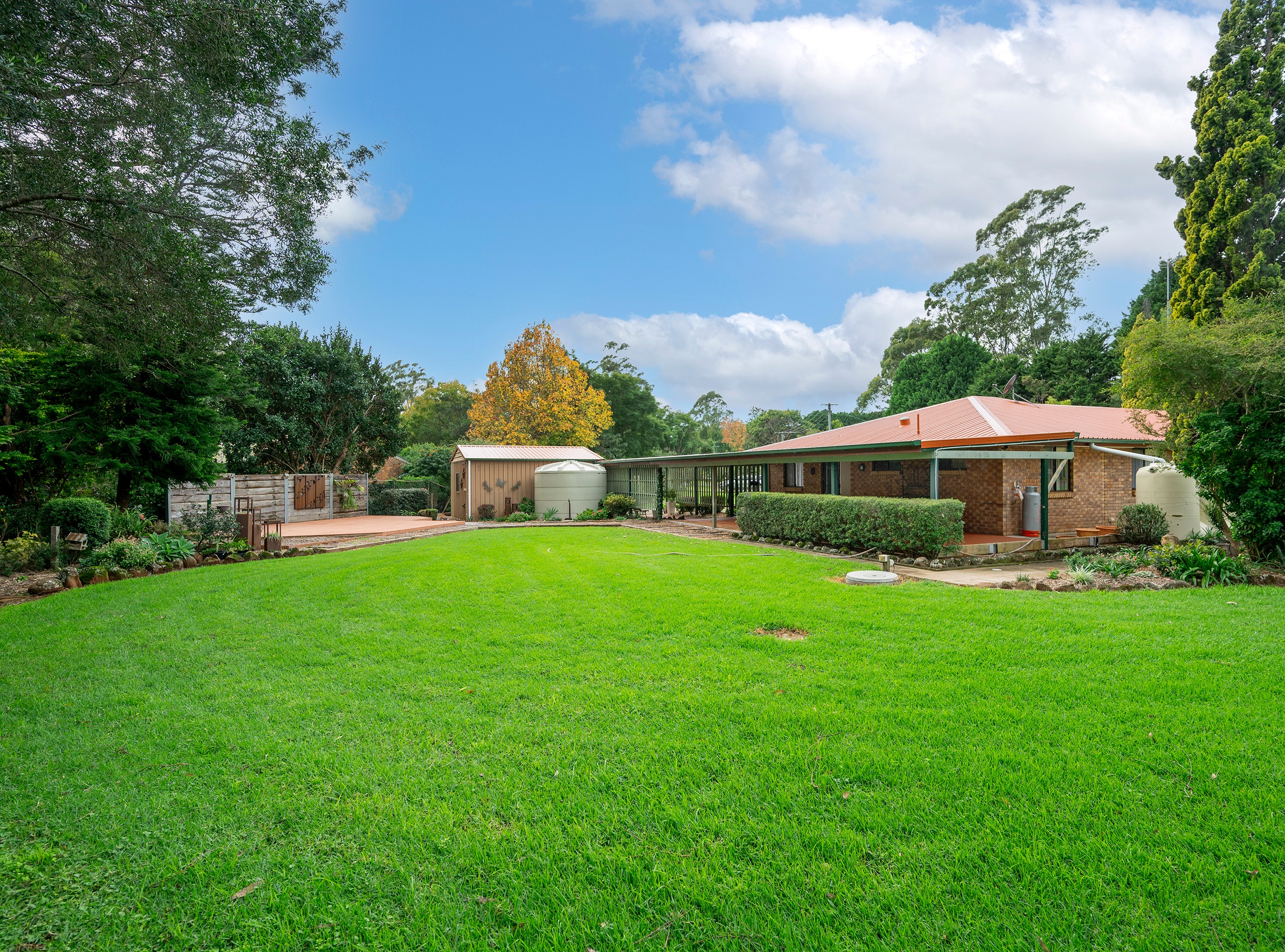 12 Forest Road, Highfields, QLD 4352