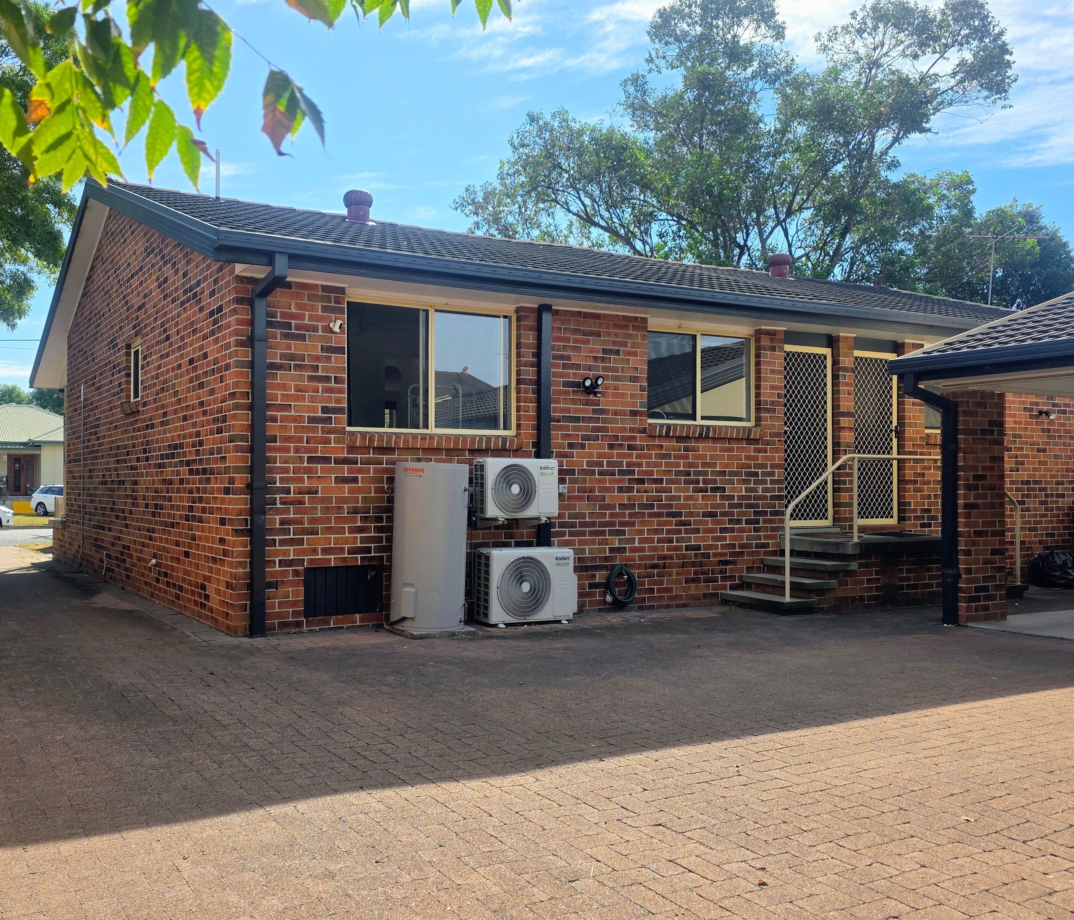2/83 Kelso Street, Singleton, NSW 2330