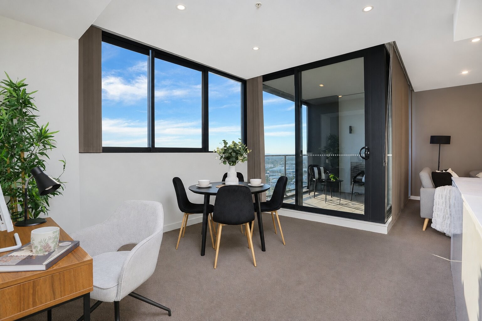 2404/1 Boys Avenue, Blacktown, NSW 2148