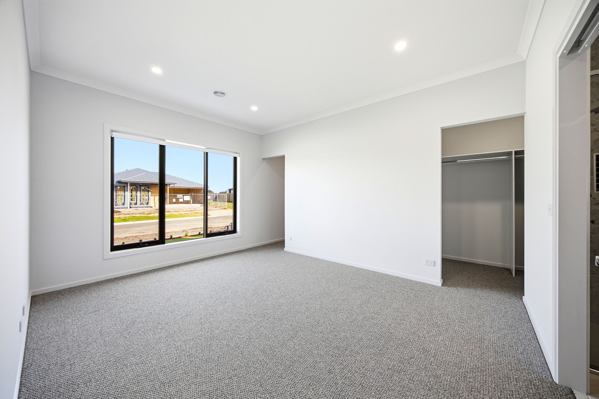 11 Khaki Street, Clyde, VIC 3978