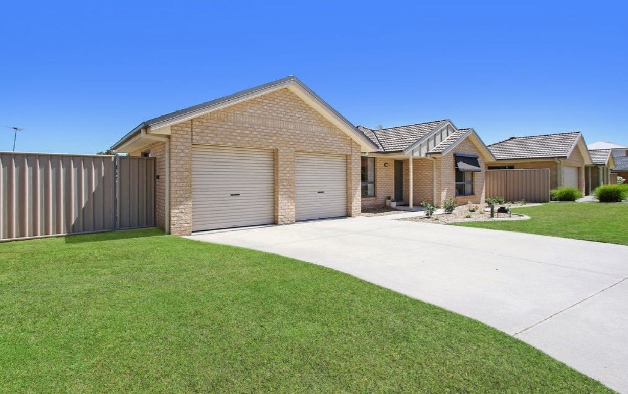 19 Darga Place, Springdale Heights, NSW 2641