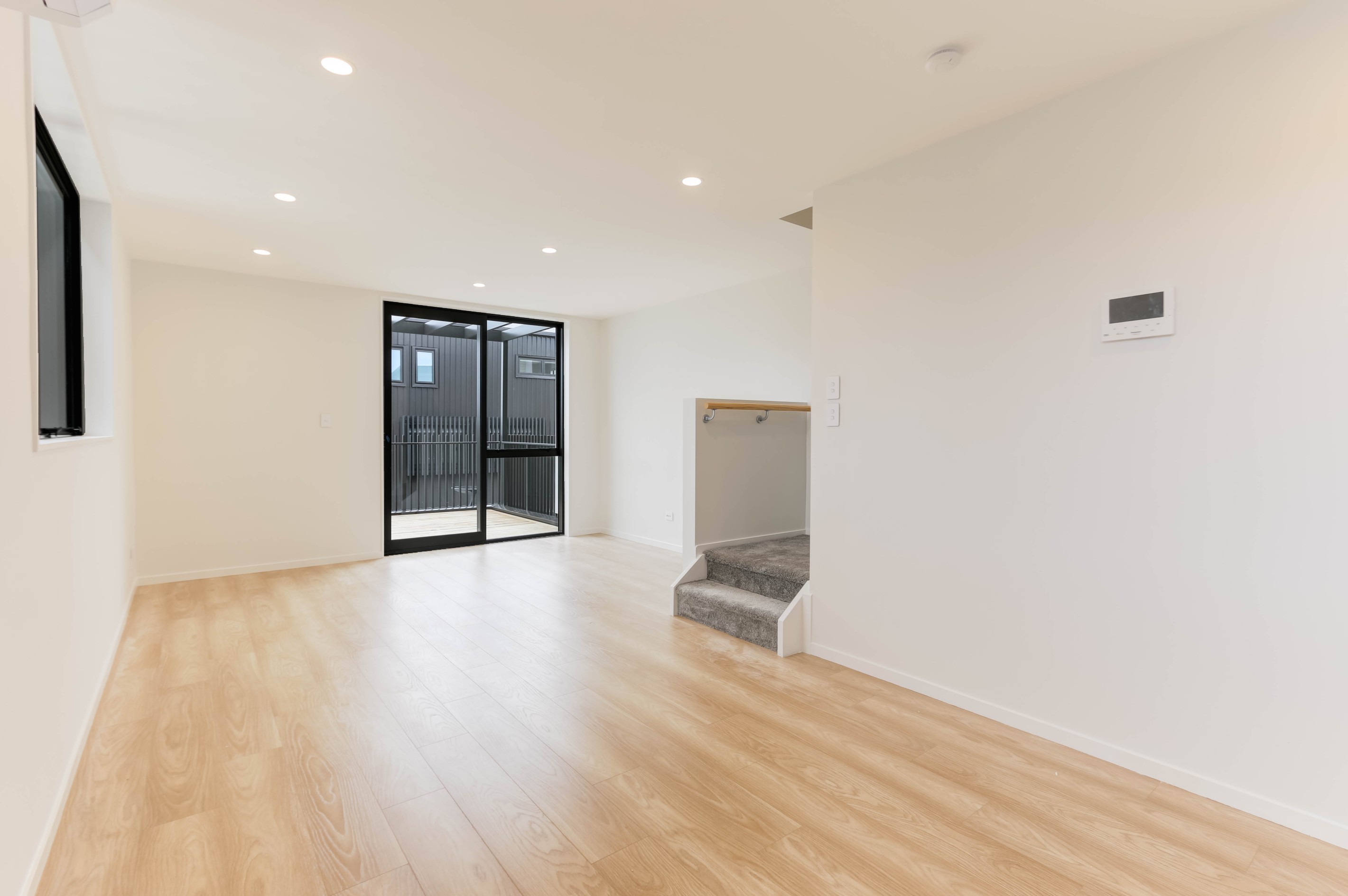 6/30b Westgate Drive, Massey, Waitakere City