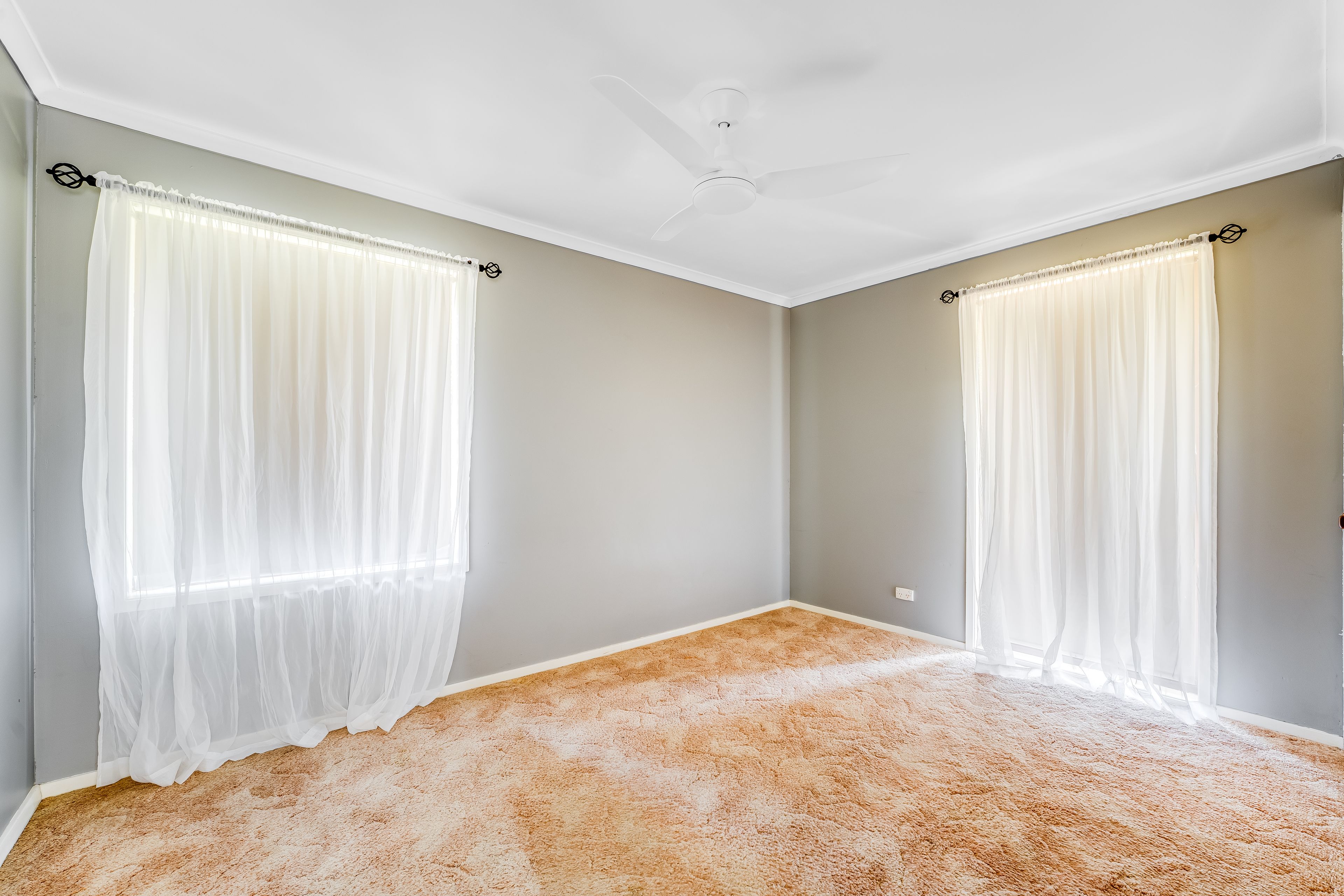 591 Oliver Street — photo 8 of 14