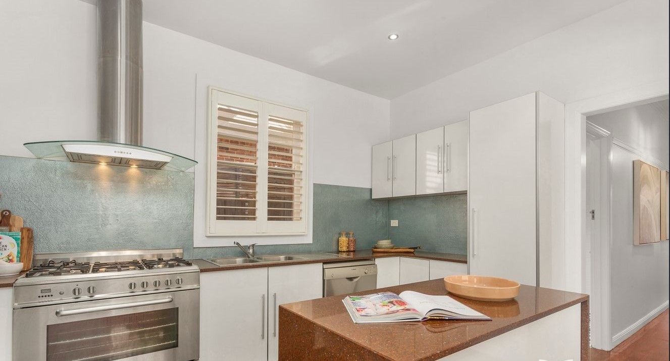 1/4 Gilbertson Street, Essendon, VIC 3040