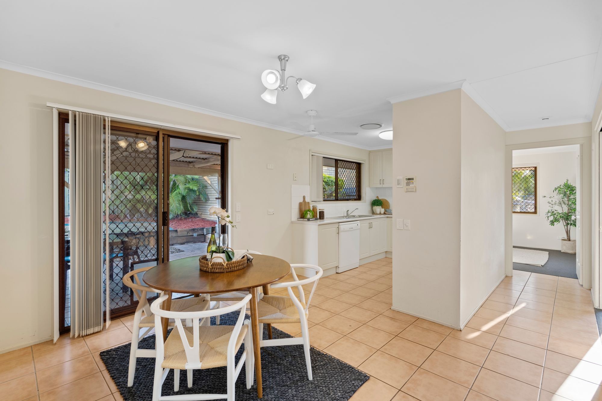 6 Mullins Street, Coopers Plains, QLD 4108