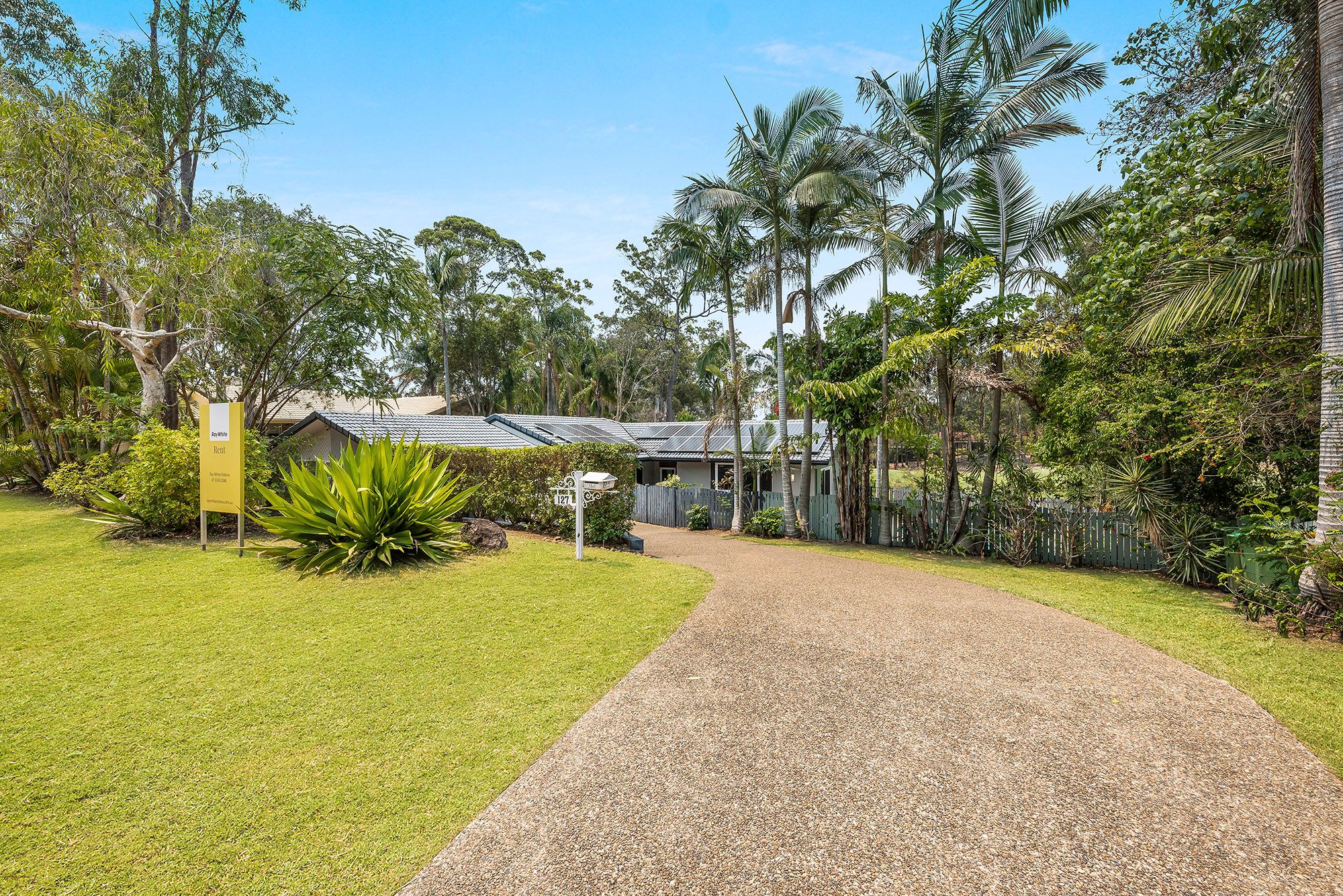 127 Glen Eagles Drive, Robina, QLD 4226