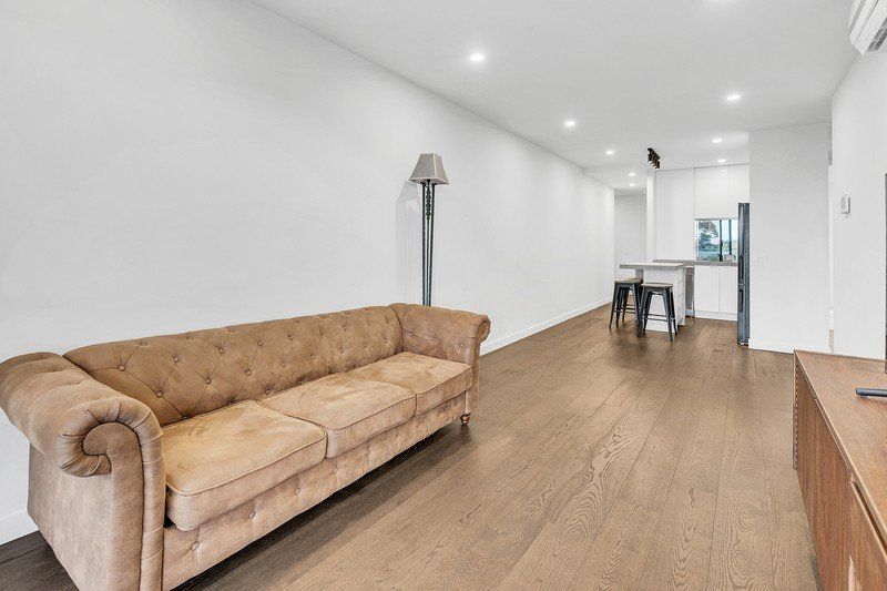 301/501-503 Plenty Road — photo 3 of 12