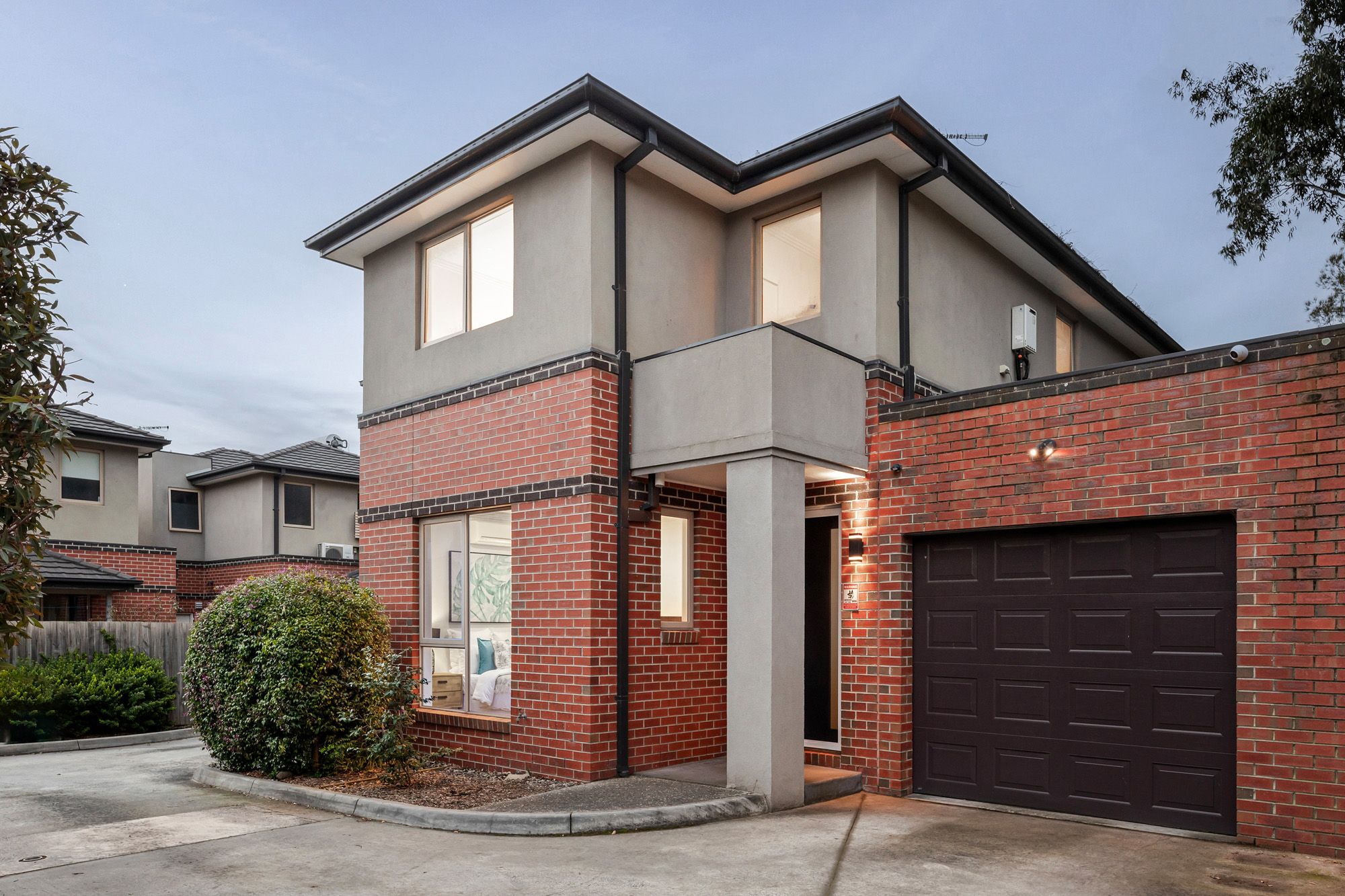 1 Royton Street, Burwood East VIC 3151